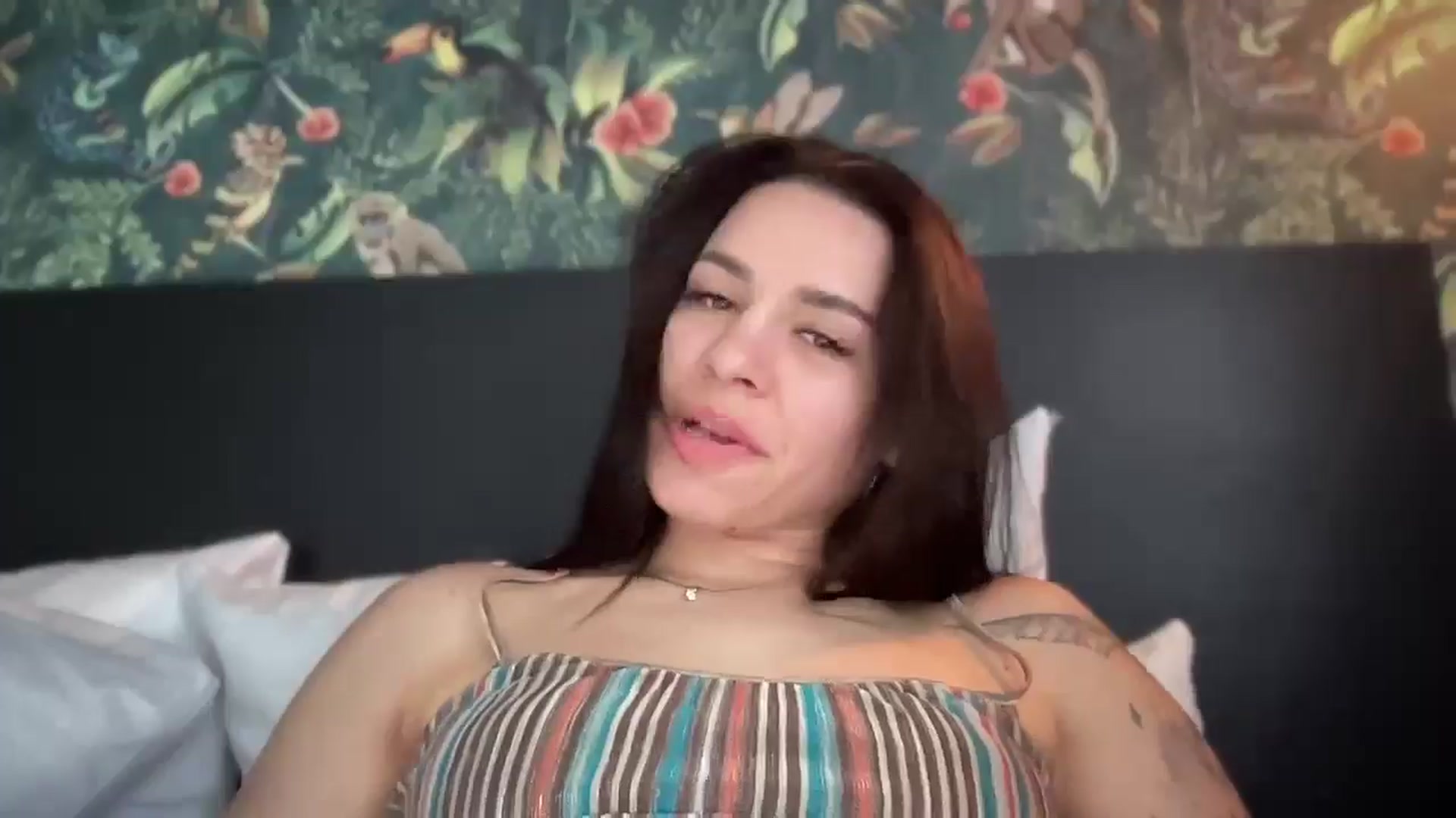 Gallery image thumbnail from BabaYaga___'s myfreecams stream on, 05/13/2025, 14:45 image 19 of 20
