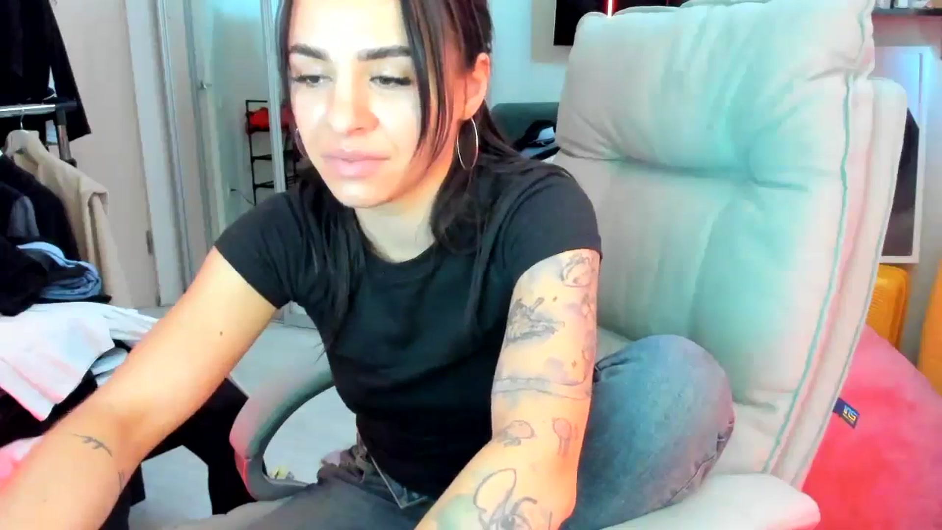 Gallery image thumbnail from BabaYaga___'s myfreecams stream on, 06/02/2025, 10:56 image 19 of 20