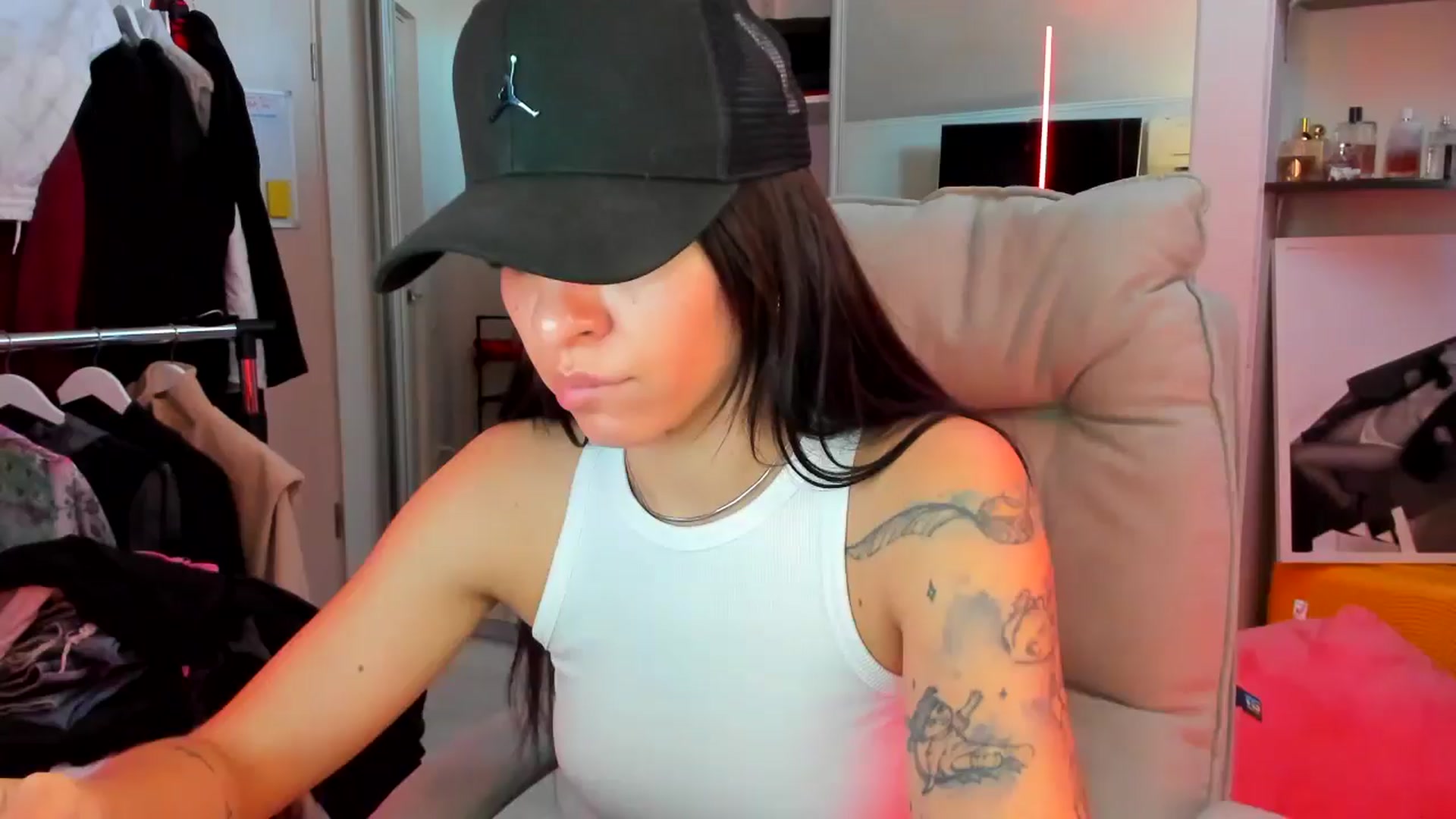 Gallery image thumbnail from BabaYaga___'s myfreecams stream on, 06/04/2025, 08:59 image 1 of 20