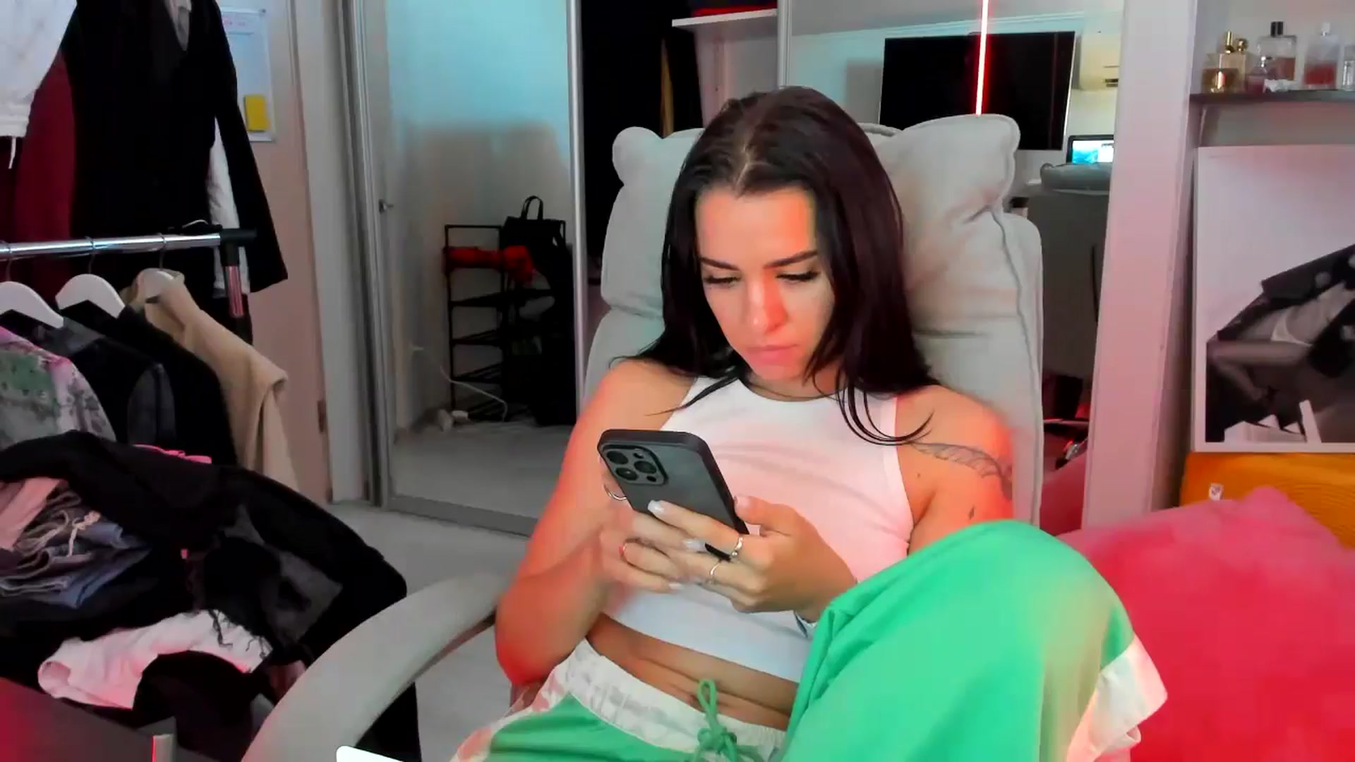 Gallery image thumbnail from BabaYaga___'s myfreecams stream on, 06/04/2025, 08:59 image 18 of 20