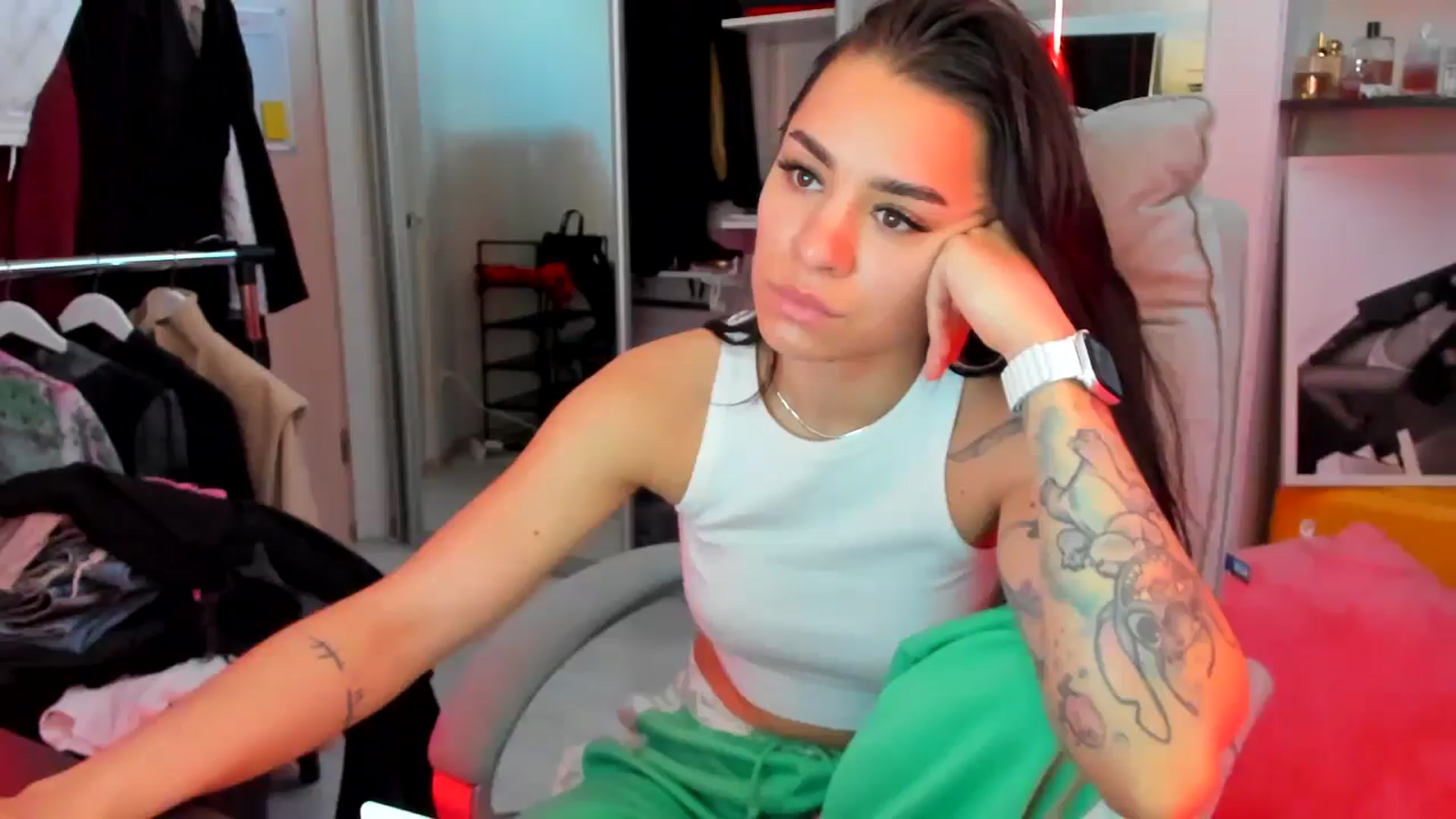 Gallery image thumbnail from BabaYaga___'s myfreecams stream on, 06/04/2025, 08:59 image 16 of 20