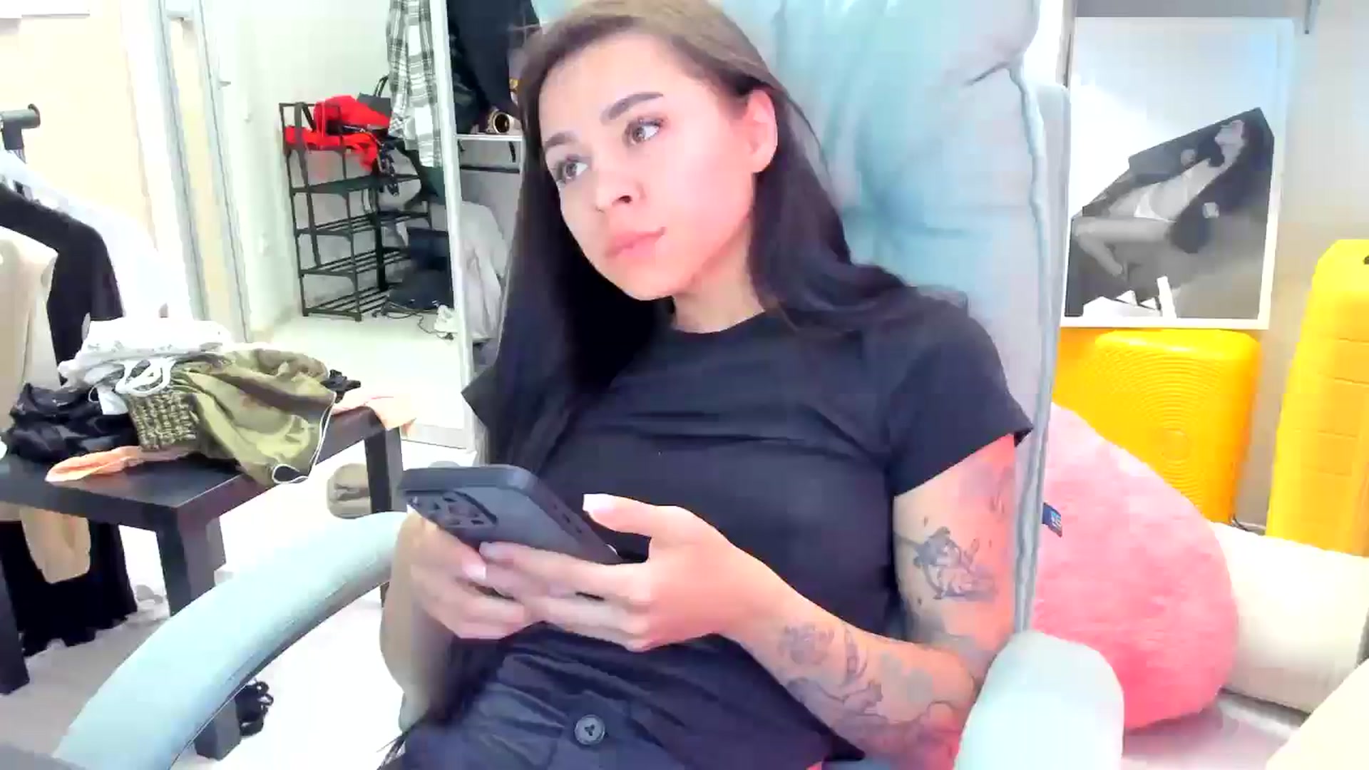 Gallery image thumbnail from BabaYaga___'s myfreecams stream on, 06/17/2025, 10:07 image 1 of 20