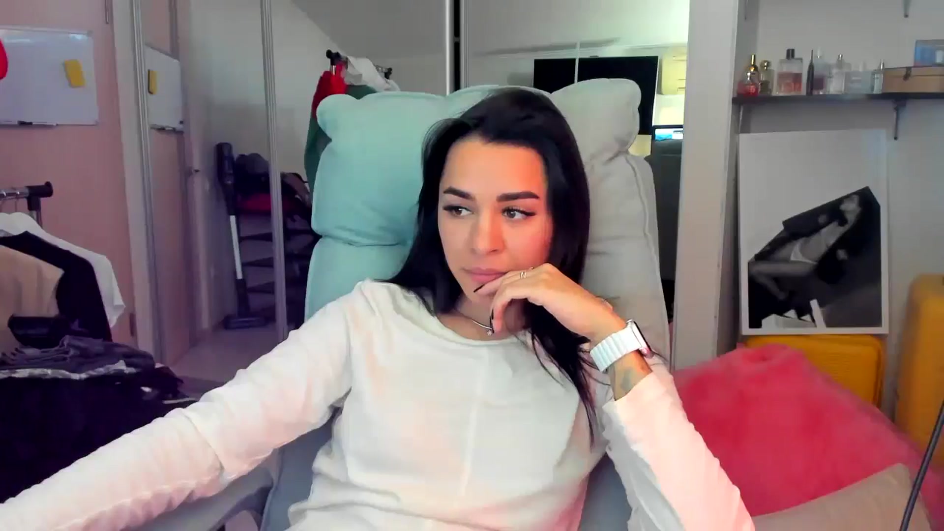 Gallery image thumbnail from BabaYaga___'s myfreecams stream on, 07/01/2025, 18:44 image 3 of 20