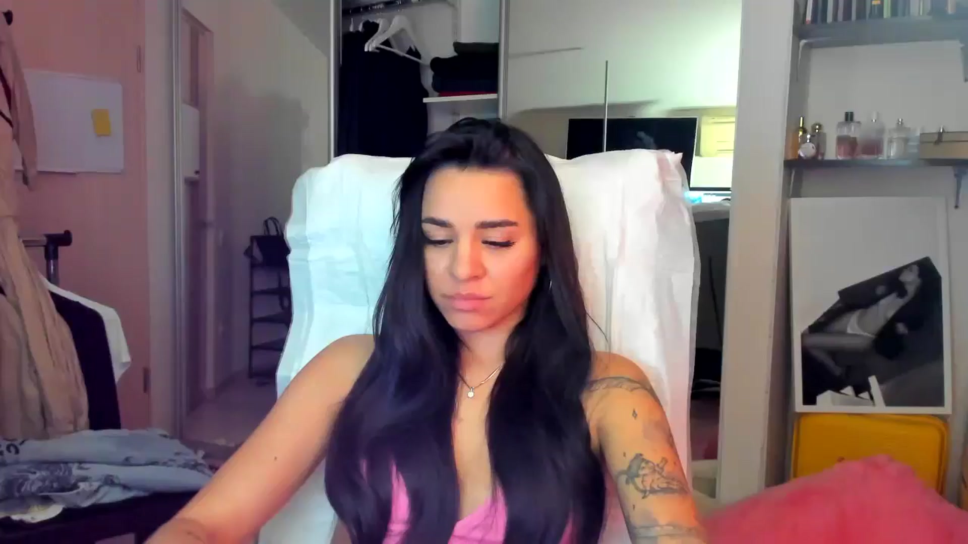 Gallery image thumbnail from BabaYaga___'s myfreecams stream on, 07/07/2025, 22:30 image 4 of 20