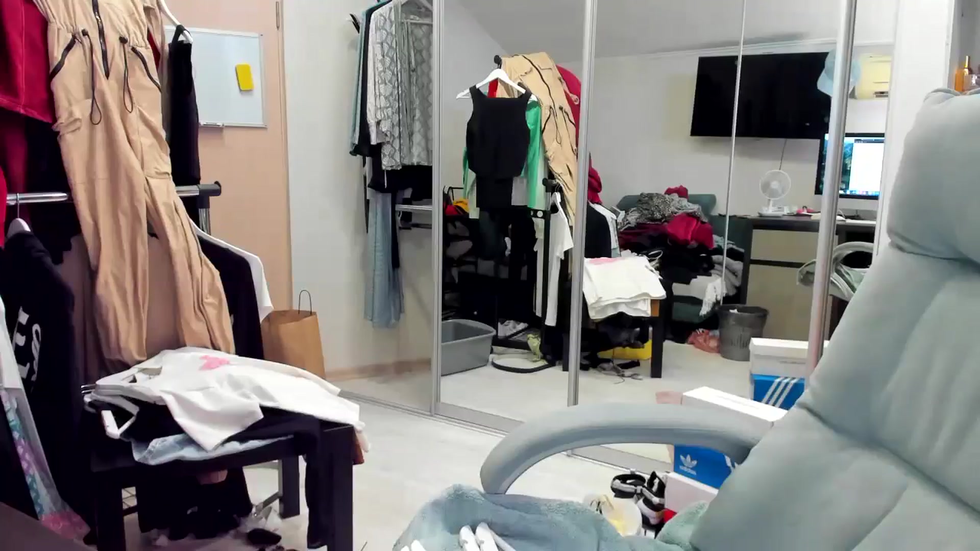 Gallery image thumbnail from BabaYaga___'s myfreecams stream on, 07/11/2025, 15:23 image 18 of 20