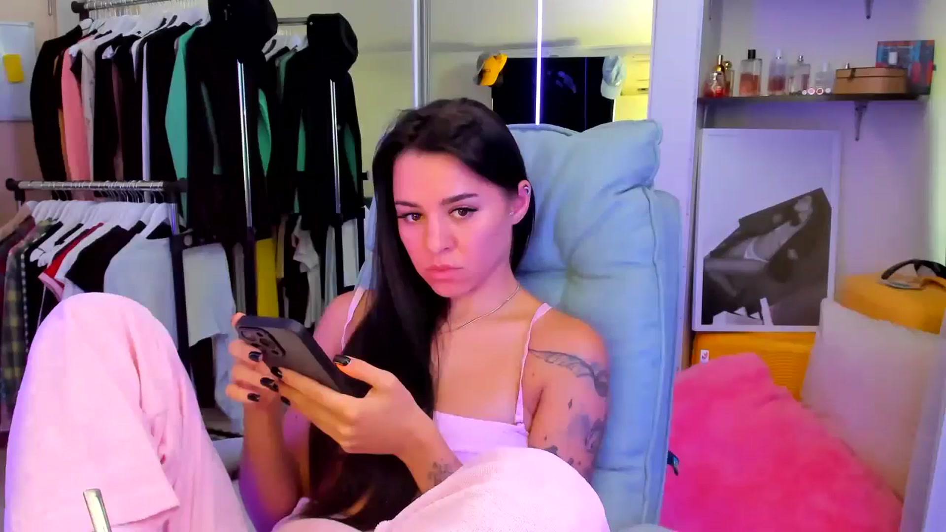 Gallery image thumbnail from BabaYaga___'s myfreecams stream on, 07/21/2025, 11:59 image 11 of 20