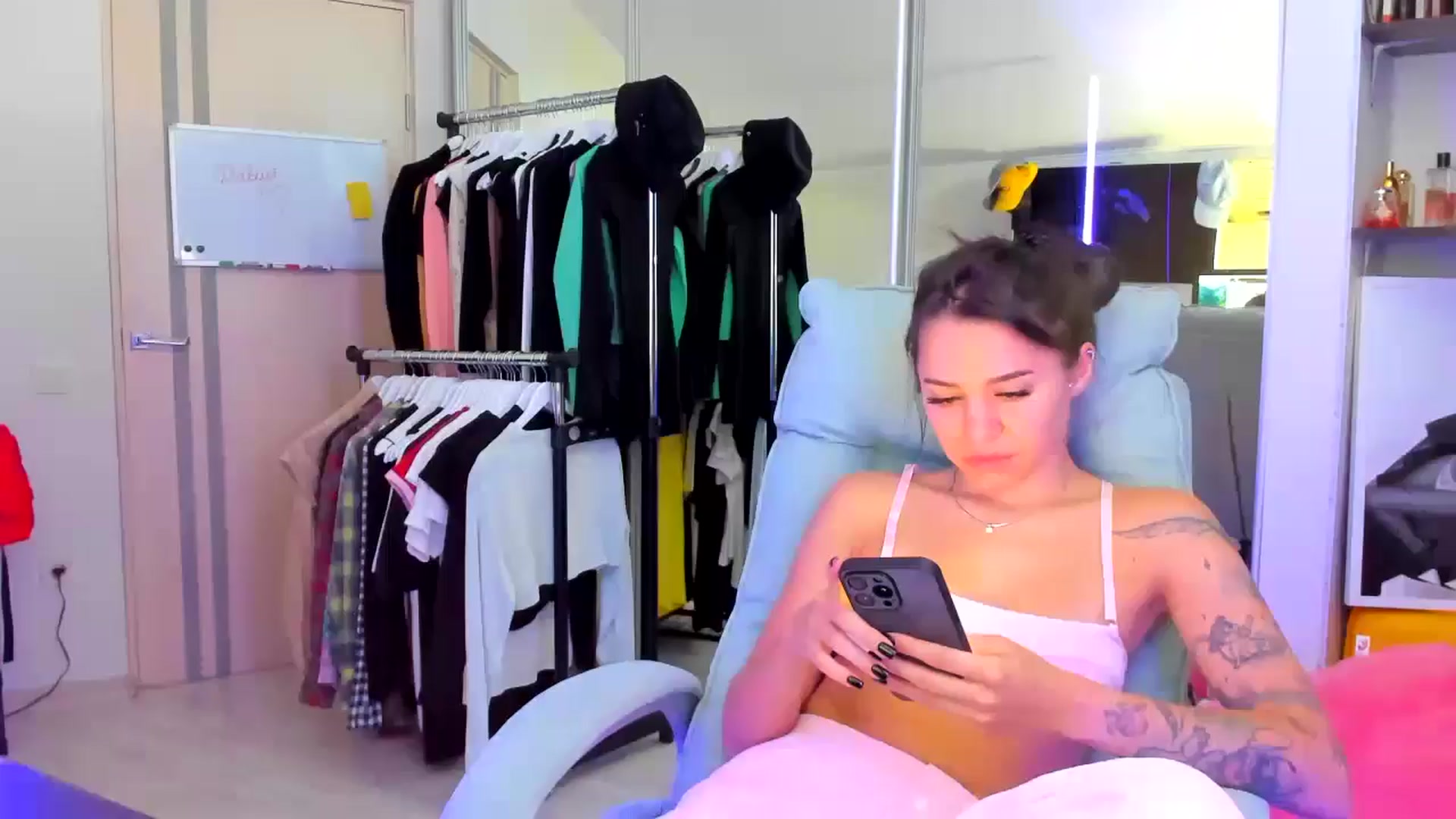 Gallery image thumbnail from BabaYaga___'s myfreecams stream on, 07/21/2025, 11:59 image 1 of 20