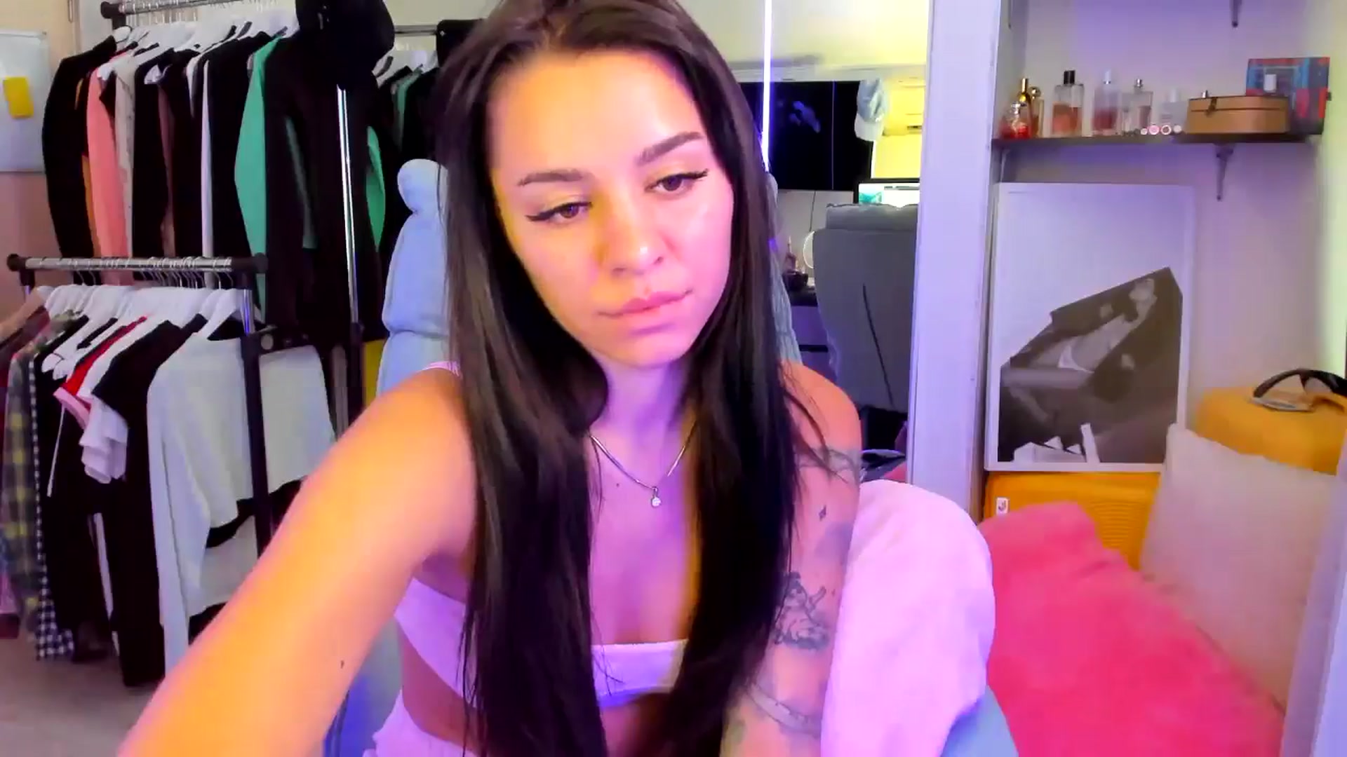 Gallery image thumbnail from BabaYaga___'s myfreecams stream on, 07/21/2025, 11:59 image 5 of 20