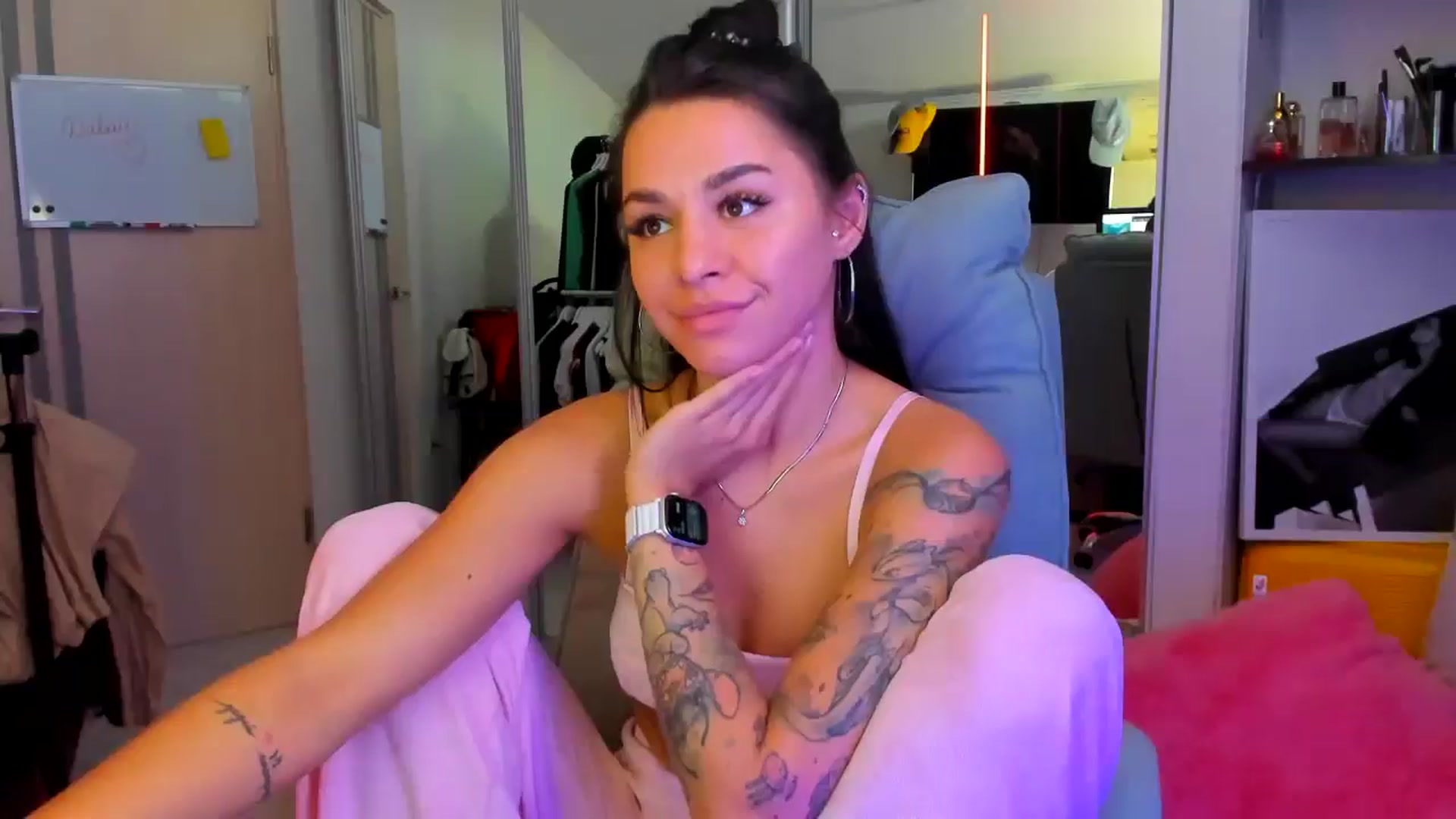 Gallery image thumbnail from BabaYaga___'s myfreecams stream on, 07/25/2025, 14:11 image 20 of 20