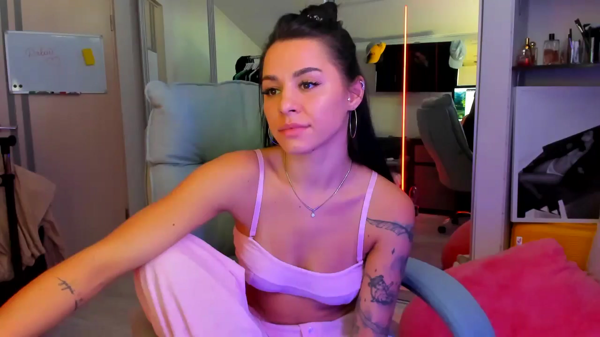 Gallery image thumbnail from BabaYaga___'s myfreecams stream on, 07/25/2025, 14:11 image 15 of 20