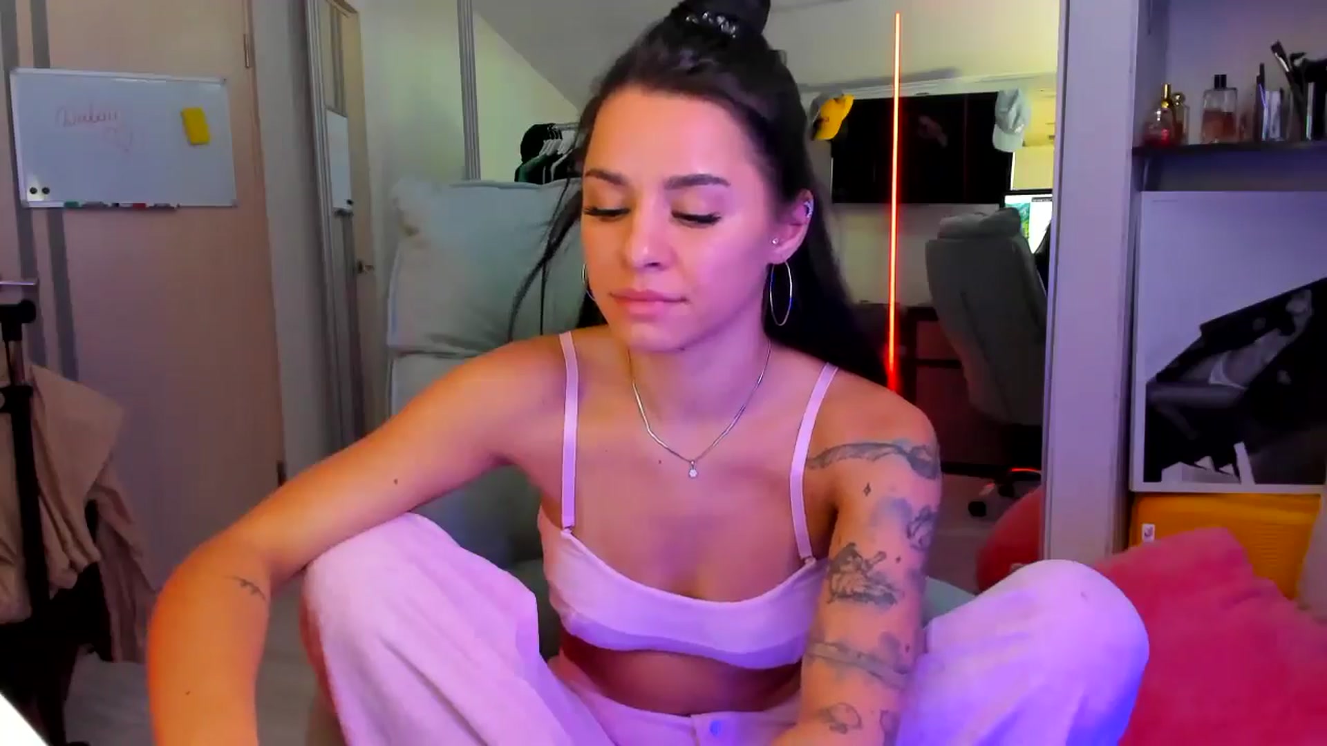 Gallery image thumbnail from BabaYaga___'s myfreecams stream on, 07/25/2025, 14:11 image 9 of 20