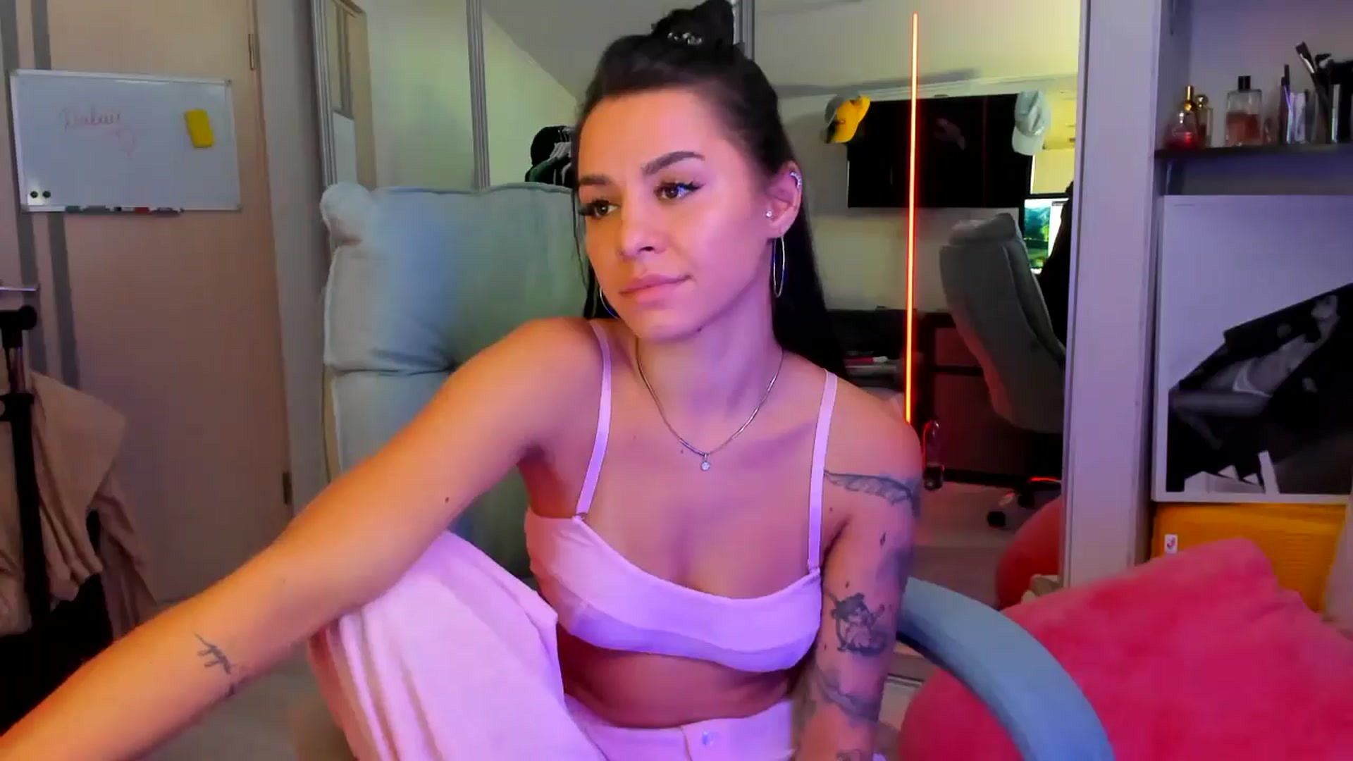 Gallery image thumbnail from BabaYaga___'s myfreecams stream on, 07/25/2025, 14:11 image 14 of 20