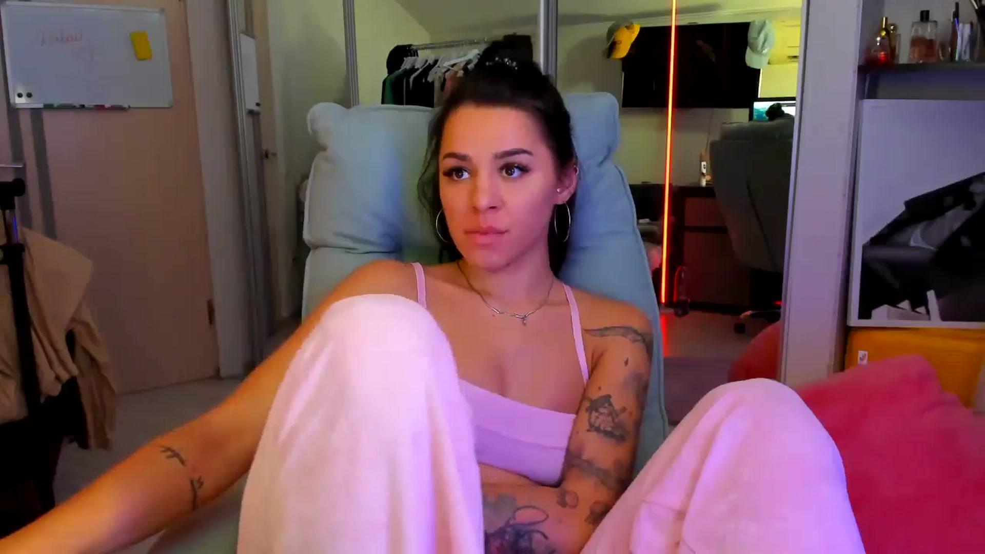 Gallery image thumbnail from BabaYaga___'s myfreecams stream on, 07/25/2025, 16:22 image 8 of 20