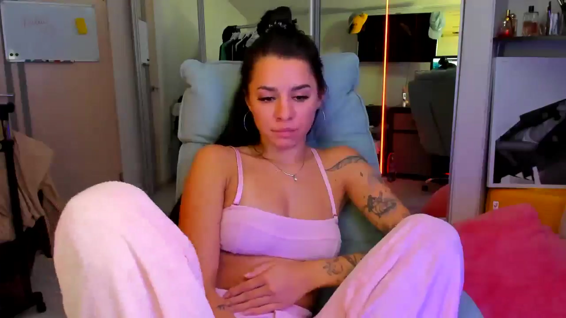 Gallery image thumbnail from BabaYaga___'s myfreecams stream on, 07/25/2025, 16:22 image 6 of 20
