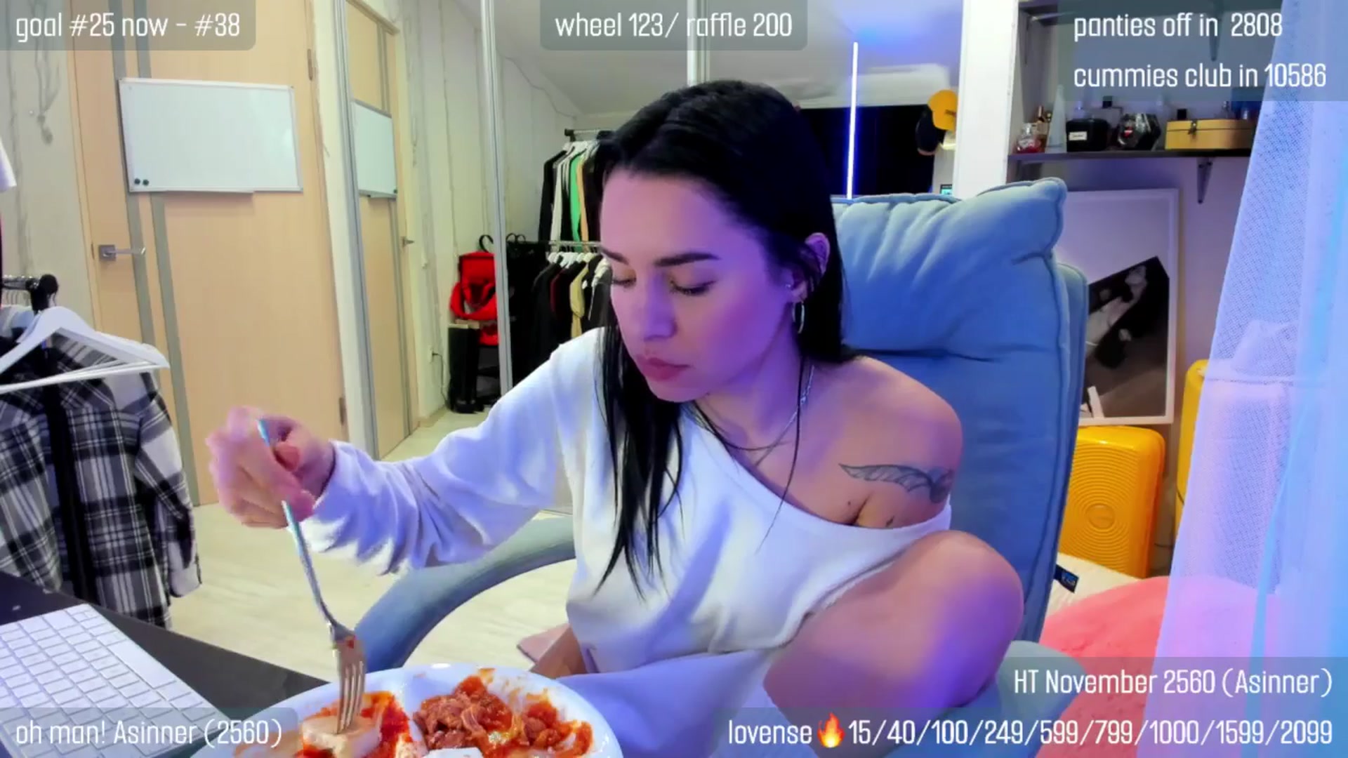 Gallery image thumbnail from BabaYaga___'s myfreecams stream on, 11/01/2025, 14:58 image 6 of 20