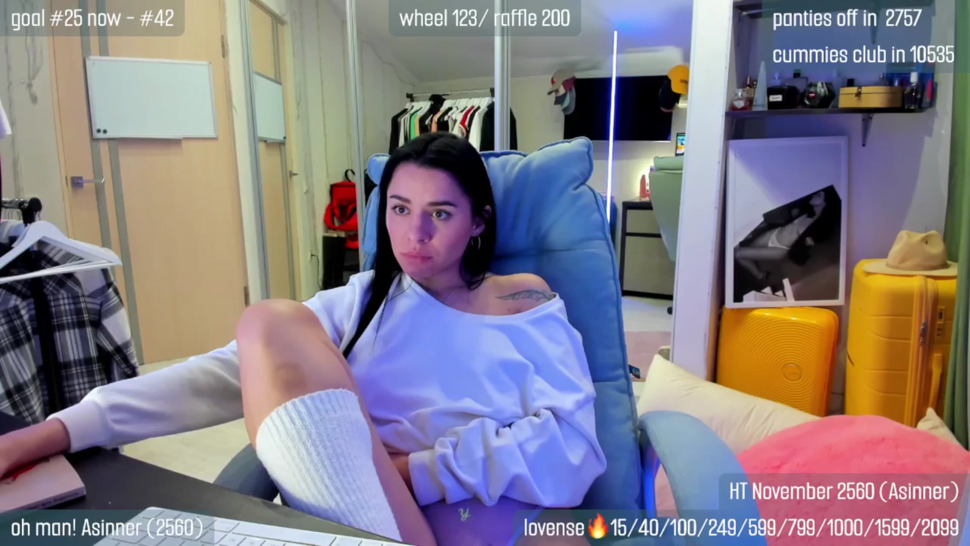 Gallery image thumbnail from BabaYaga___'s myfreecams stream on, 11/01/2025, 14:58 image 13 of 20