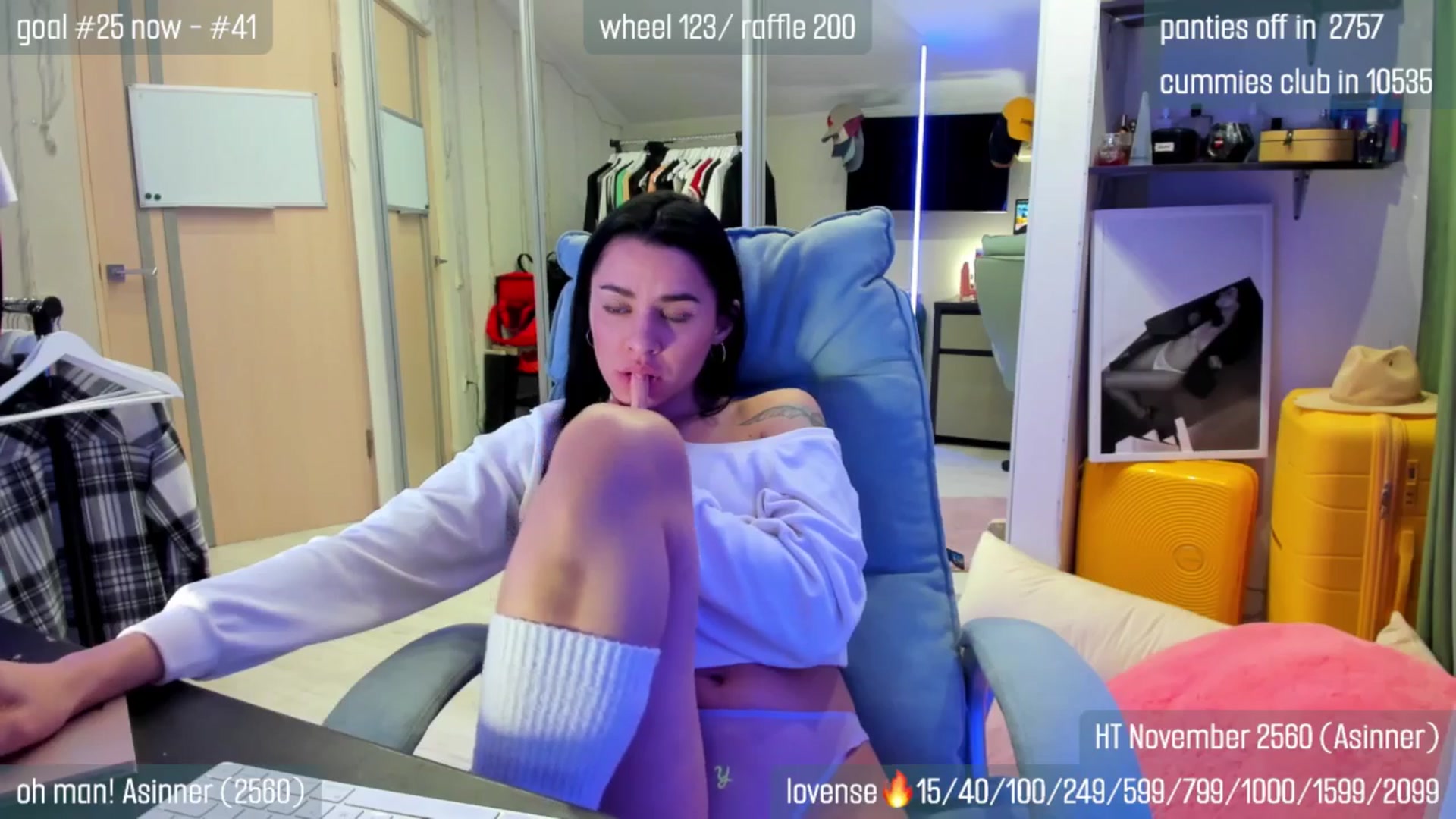 Gallery image thumbnail from BabaYaga___'s myfreecams stream on, 11/01/2025, 14:58 image 12 of 20