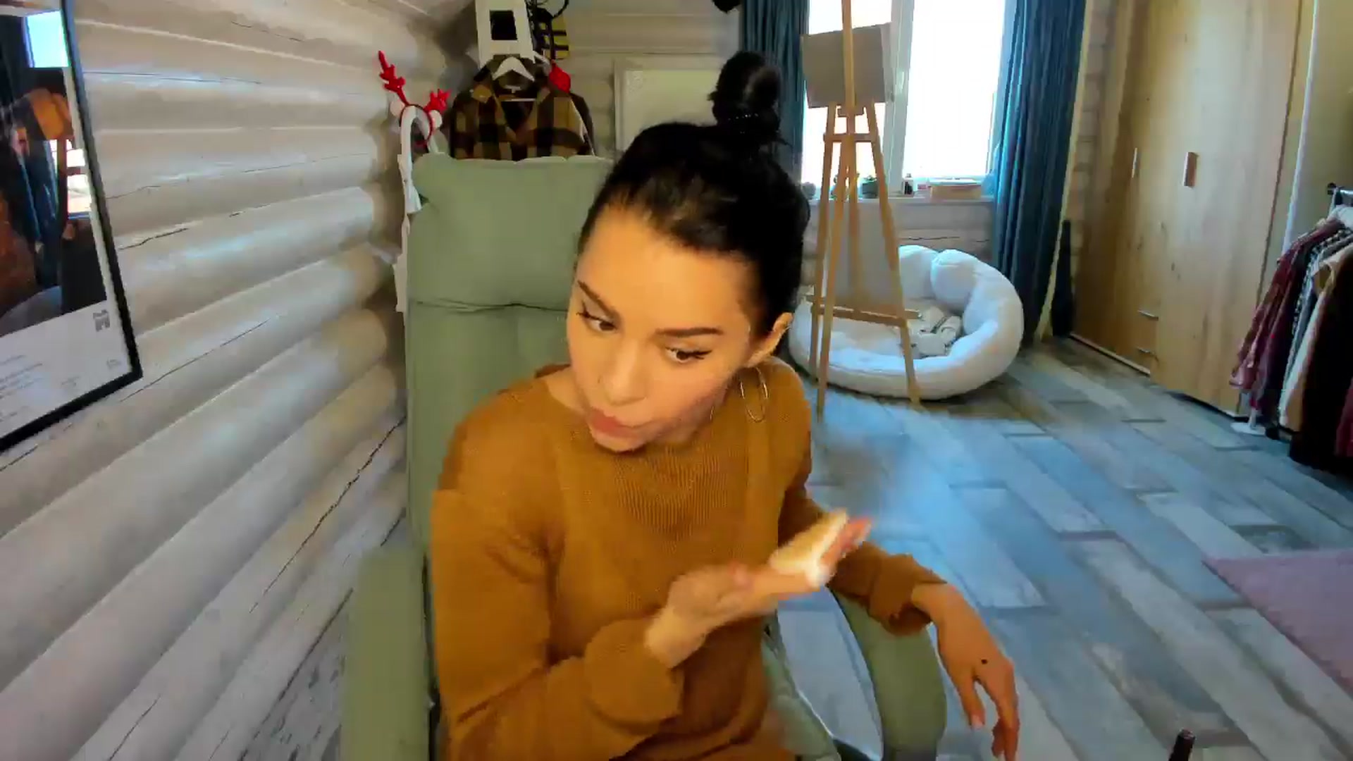 Gallery image thumbnail from BabaYaga___'s myfreecams stream on, 04/27/2026, 12:43 image 9 of 20