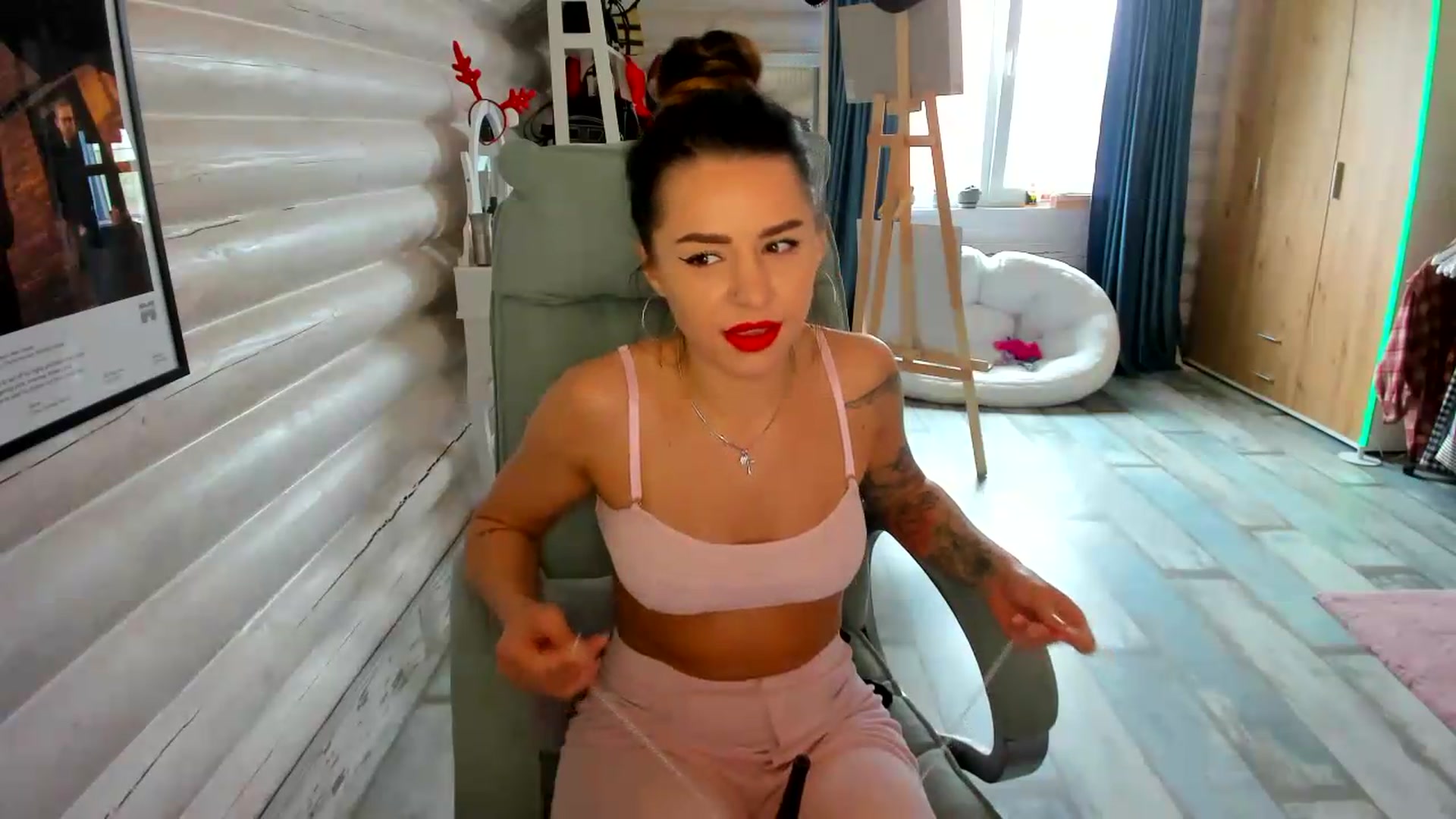 Gallery image thumbnail from BabaYaga___'s myfreecams stream on, 06/03/2026, 12:38 image 8 of 20