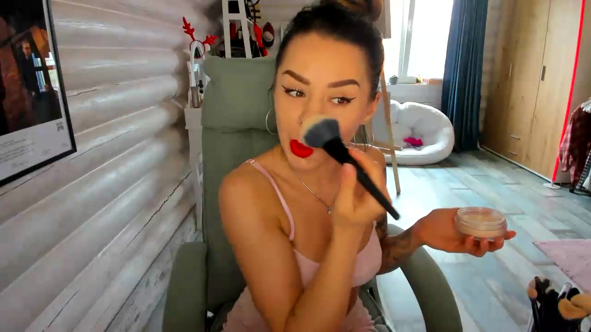 Gallery image thumbnail from BabaYaga___'s myfreecams stream on, 06/03/2026, 12:38 image 5 of 20