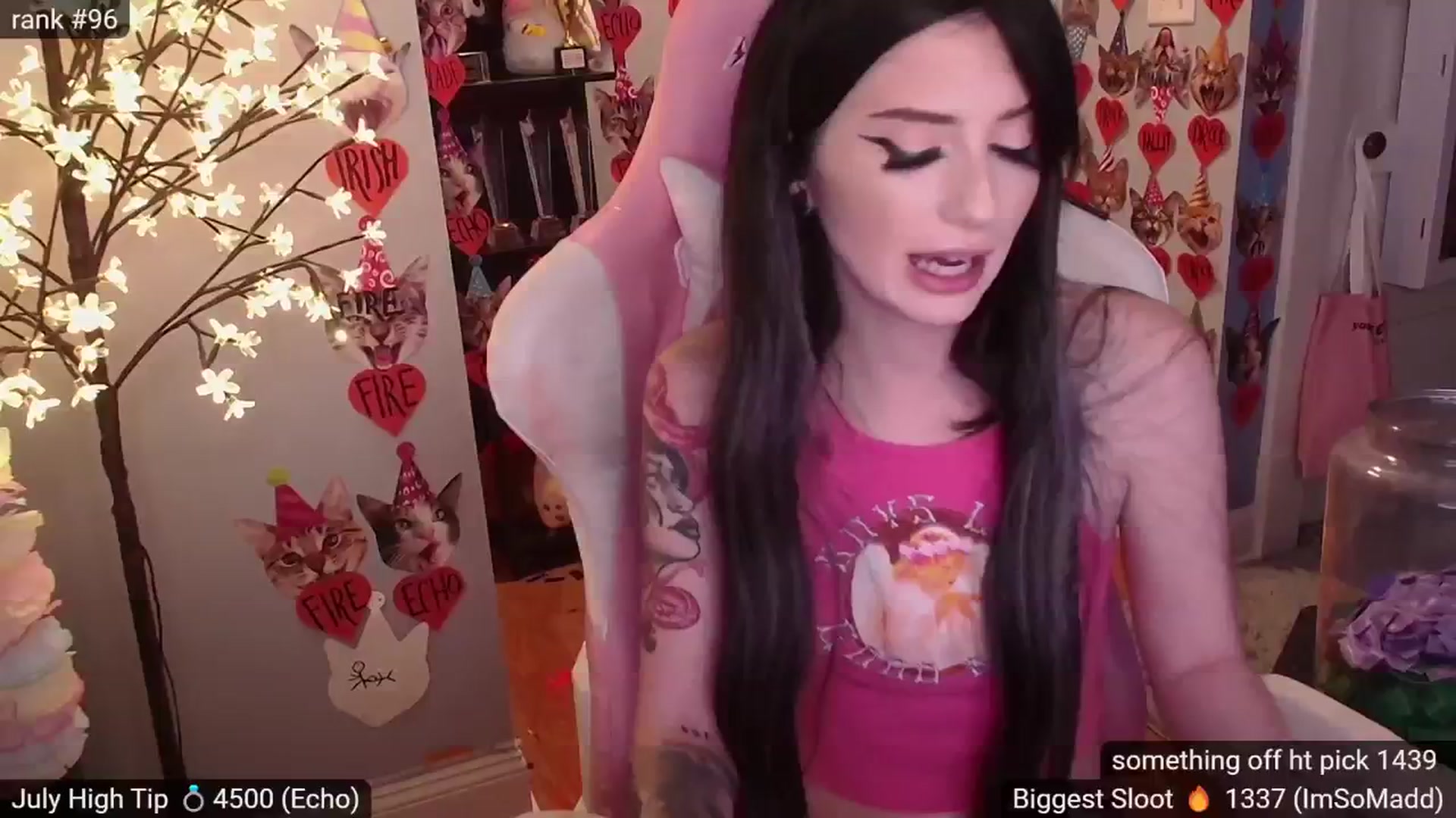 Gallery image thumbnail from BabeAriel's myfreecams stream on, 07/17/2024, 02:27 image 1 of 20