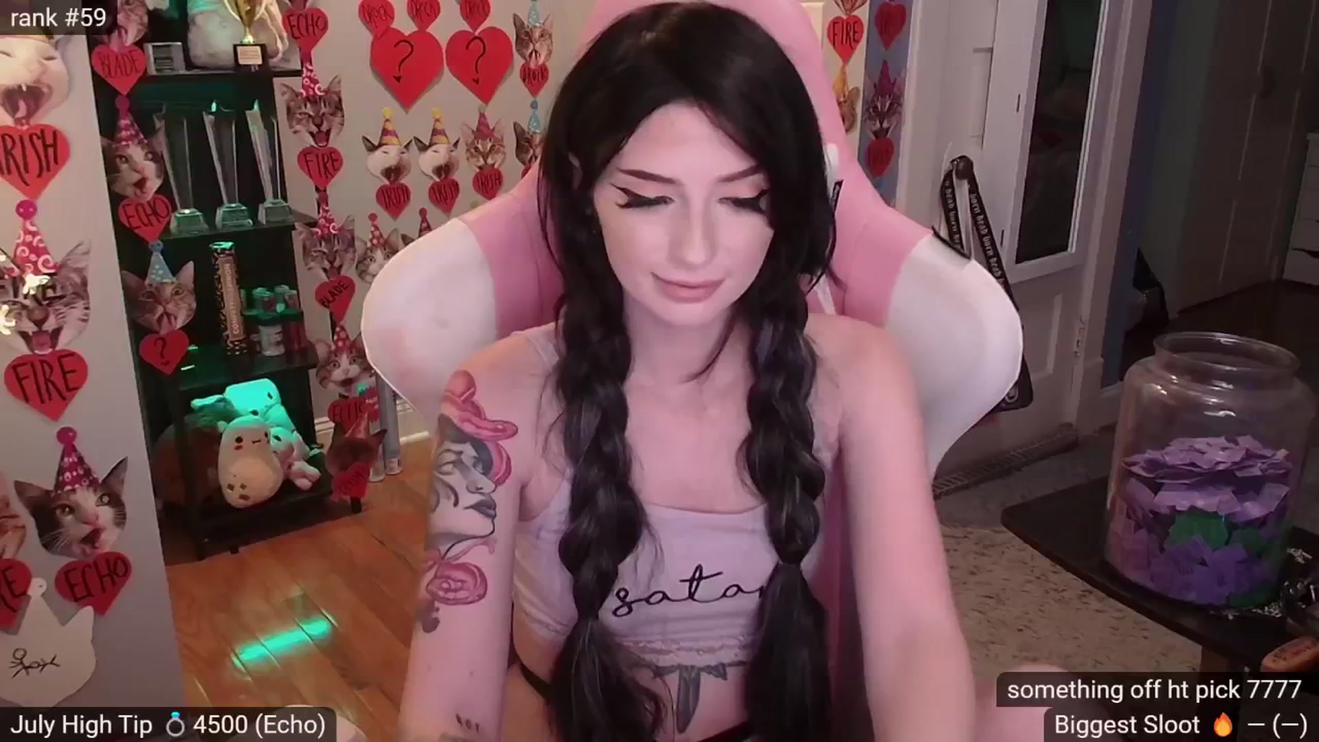 Gallery image thumbnail from BabeAriel's myfreecams stream on, 07/19/2024, 24:15 image 4 of 20