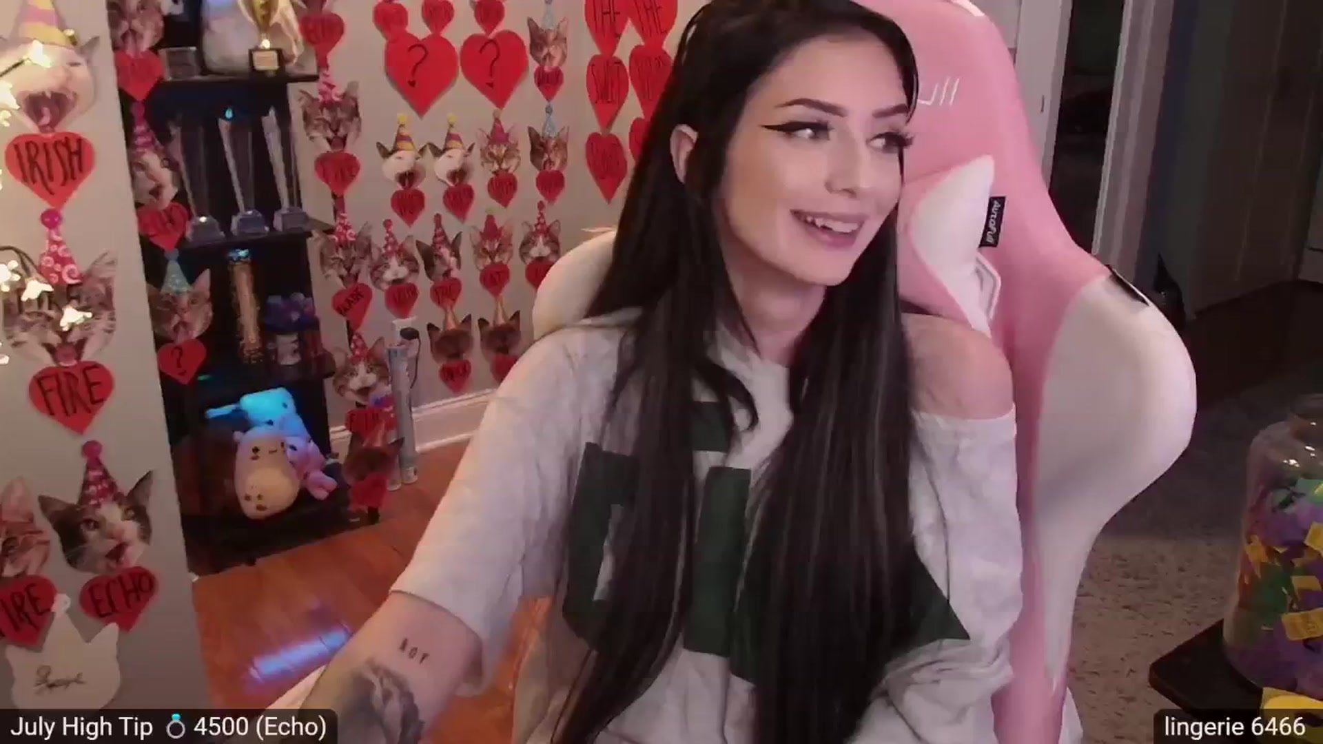 Gallery image thumbnail from BabeAriel's myfreecams stream on, 07/28/2024, 01:13 image 4 of 20