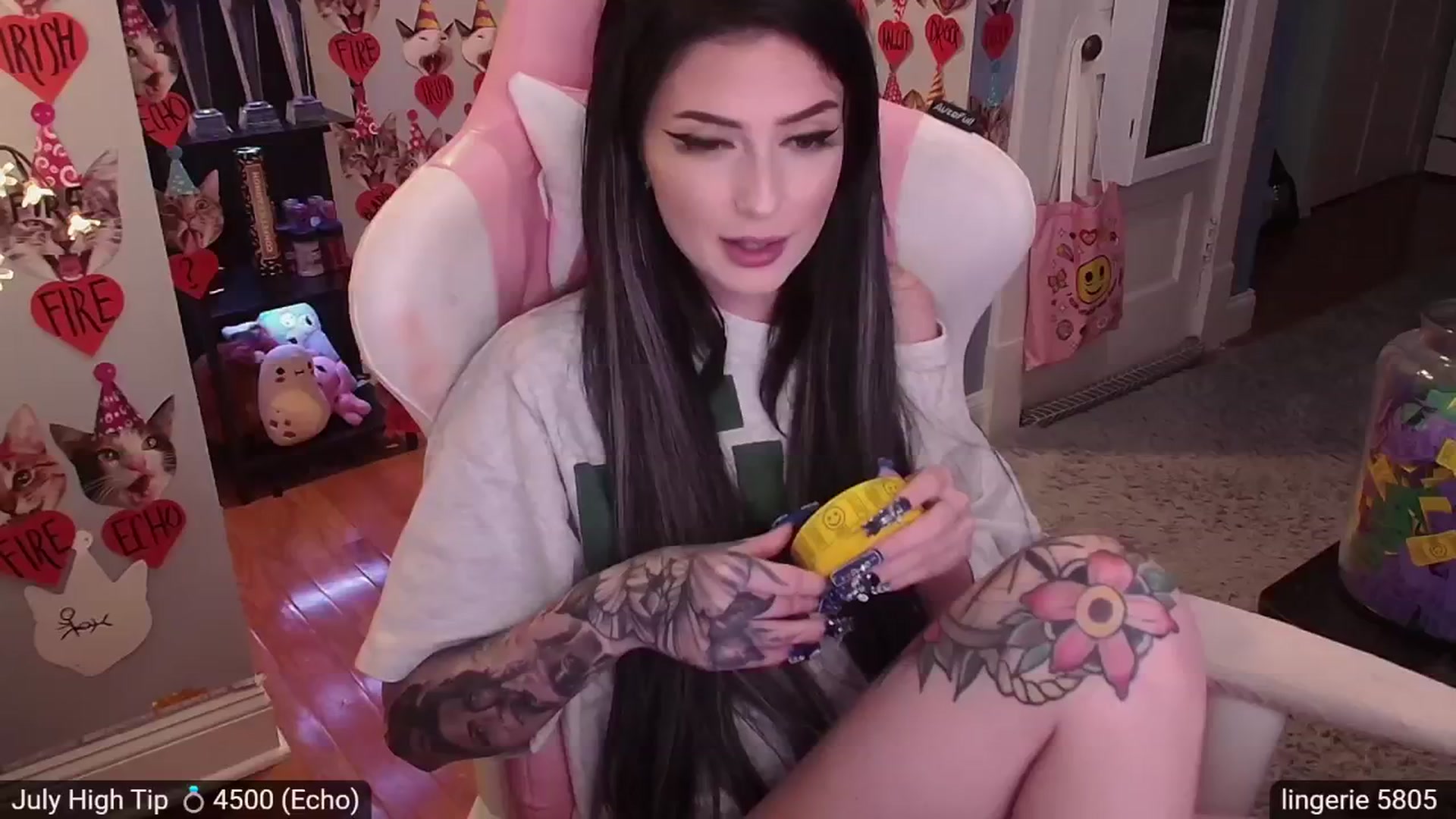 Gallery image thumbnail from BabeAriel's myfreecams stream on, 07/28/2024, 04:09 image 2 of 20