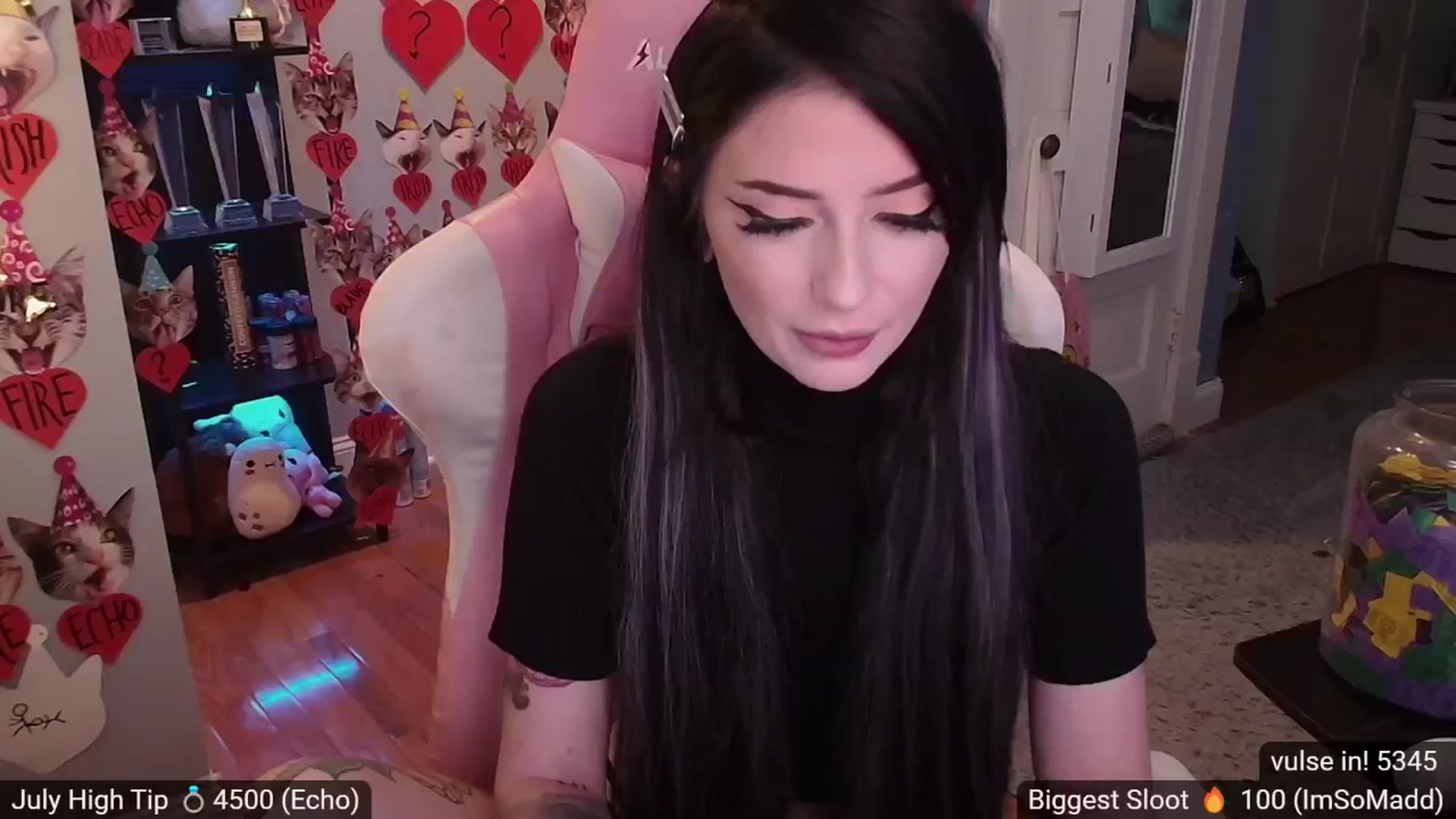 Gallery image thumbnail from BabeAriel's myfreecams stream on, 07/29/2024, 21:34 image 10 of 20