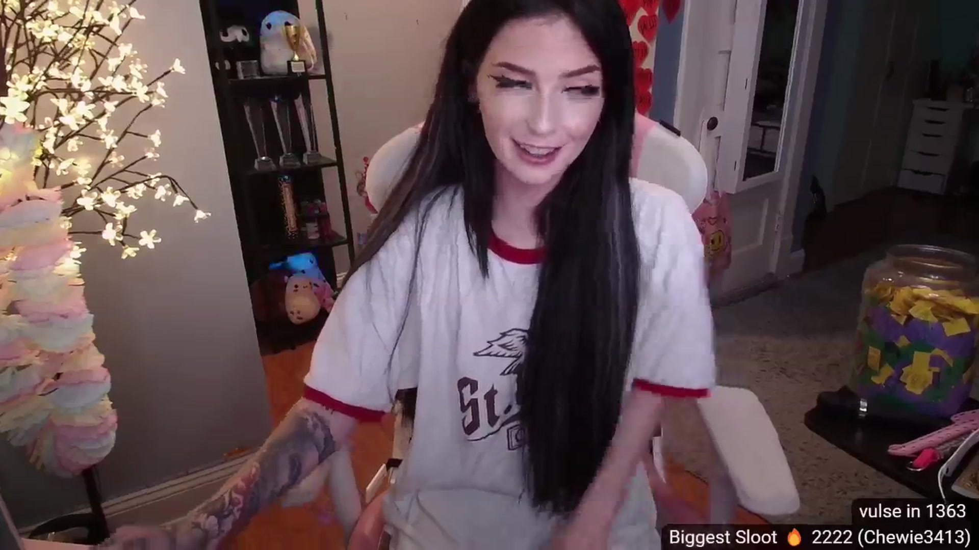 Gallery image thumbnail from BabeAriel's myfreecams stream on, 08/02/2024, 05:15 image 14 of 20