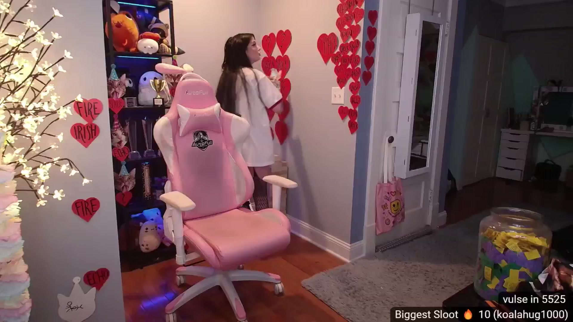 Gallery image thumbnail from BabeAriel's myfreecams stream on, 08/02/2024, 05:15 image 4 of 20