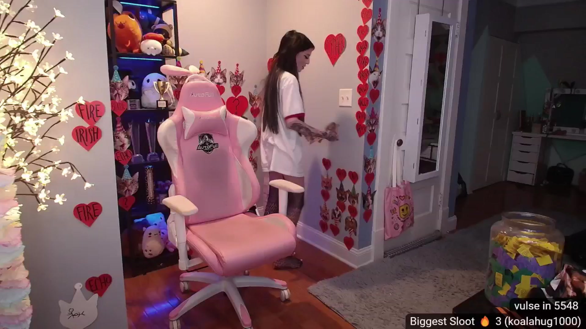 Gallery image thumbnail from BabeAriel's myfreecams stream on, 08/02/2024, 05:15 image 3 of 20