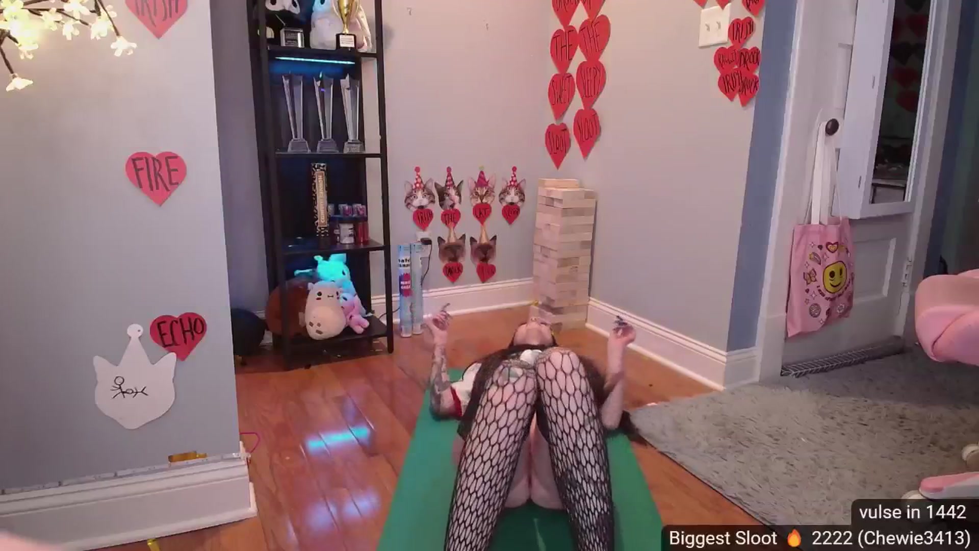 Gallery image thumbnail from BabeAriel's myfreecams stream on, 08/02/2024, 05:15 image 12 of 20