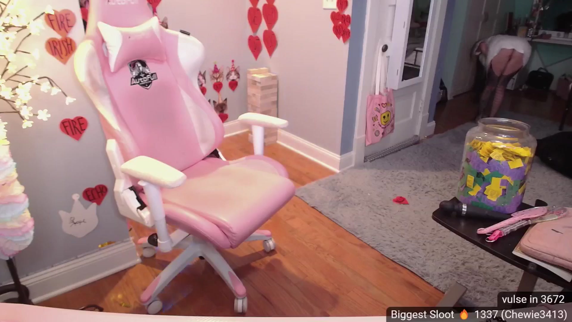 Gallery image thumbnail from BabeAriel's myfreecams stream on, 08/02/2024, 05:15 image 6 of 20
