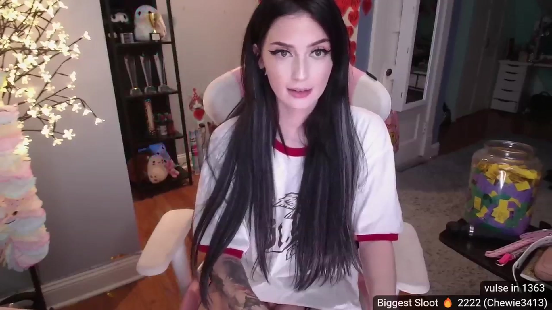 Gallery image thumbnail from BabeAriel's myfreecams stream on, 08/02/2024, 05:15 image 15 of 20