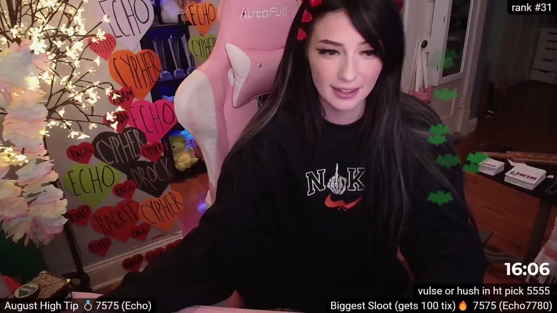 Gallery image thumbnail from BabeAriel's myfreecams stream on, 08/25/2024, 01:59 image 13 of 20