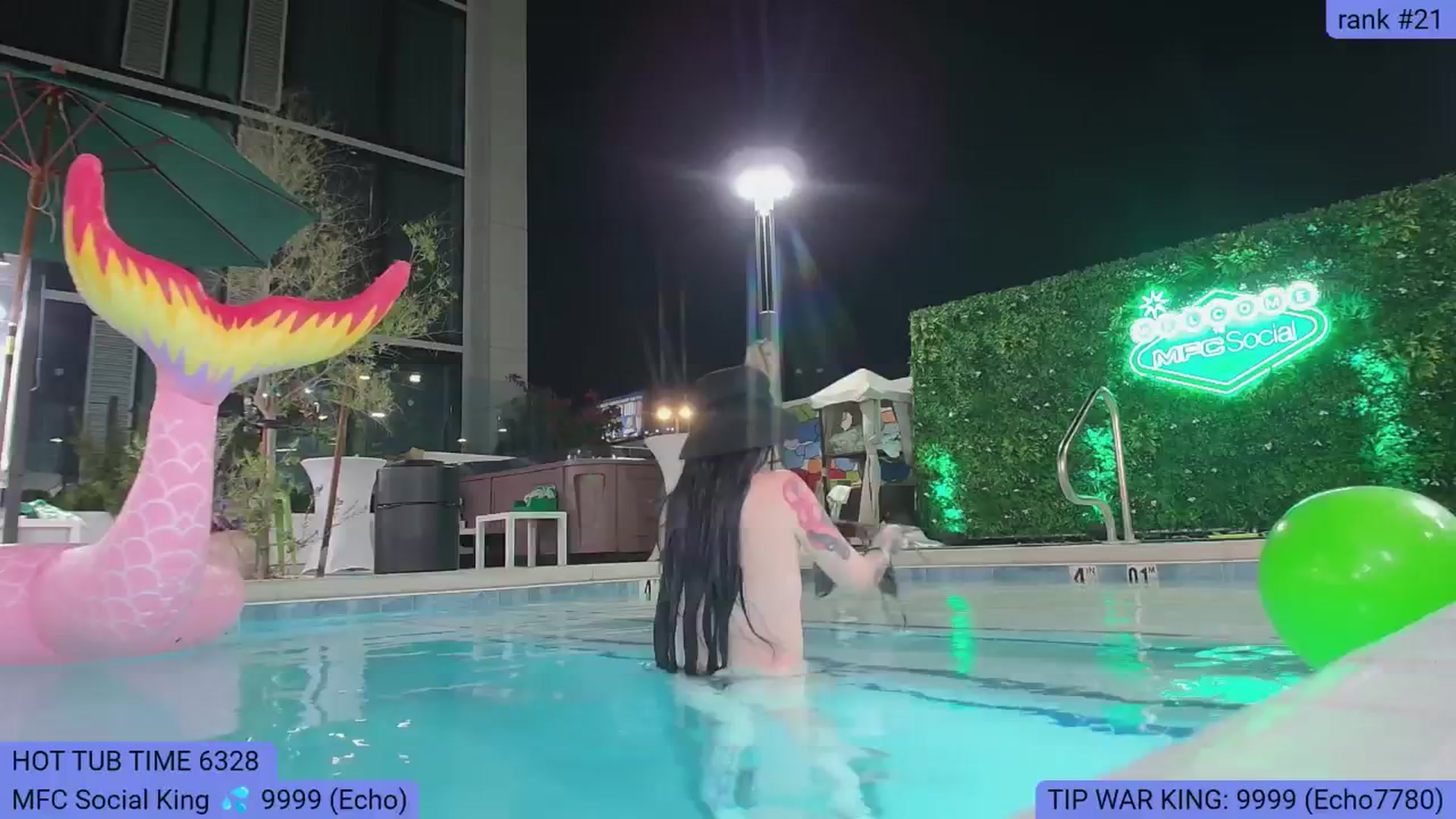 Gallery image thumbnail from BabeAriel's myfreecams stream on, 09/25/2024, 03:57 image 3 of 20