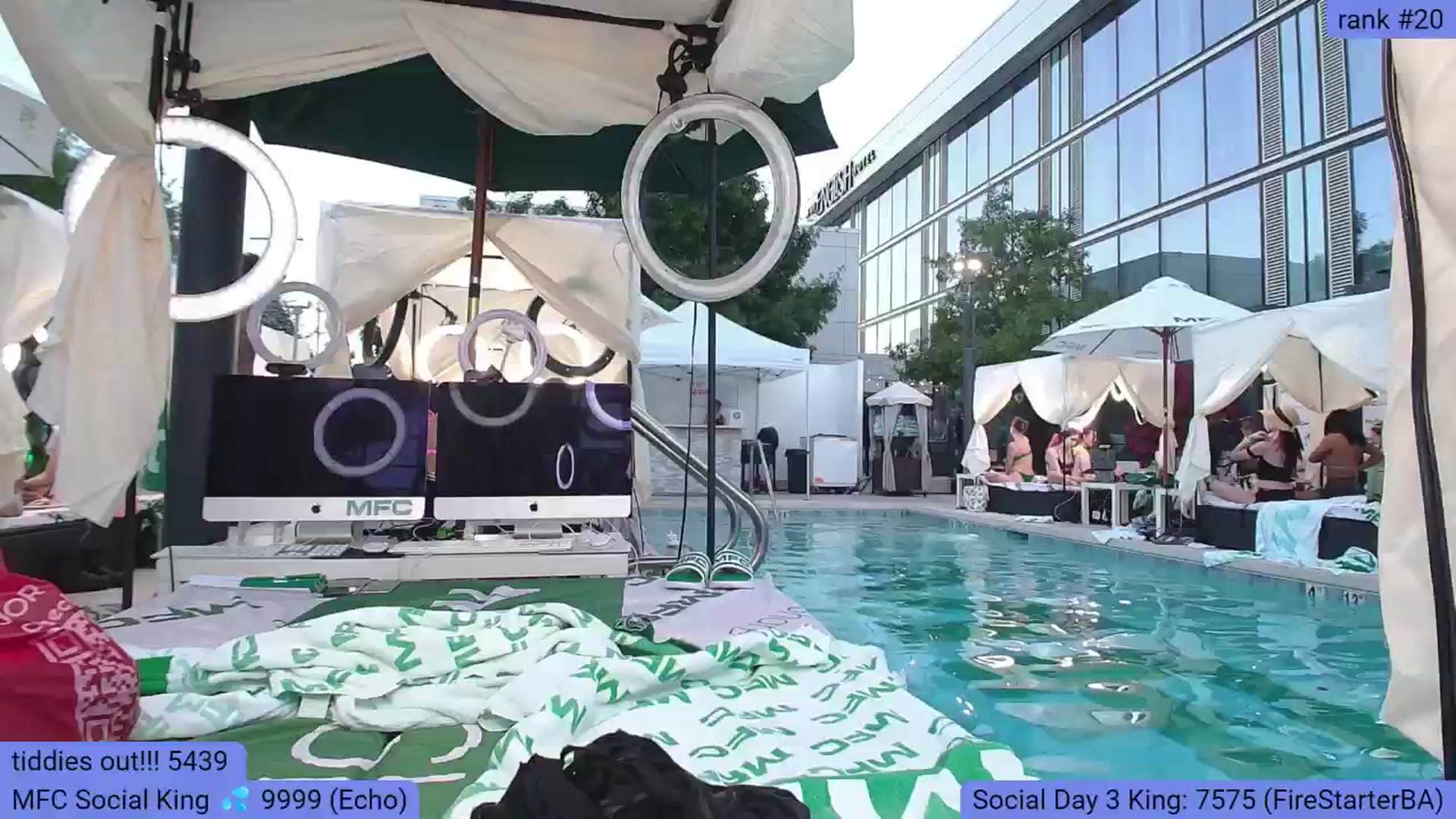 Gallery image thumbnail from BabeAriel's myfreecams stream on, 09/26/2024, 01:54 image 14 of 20
