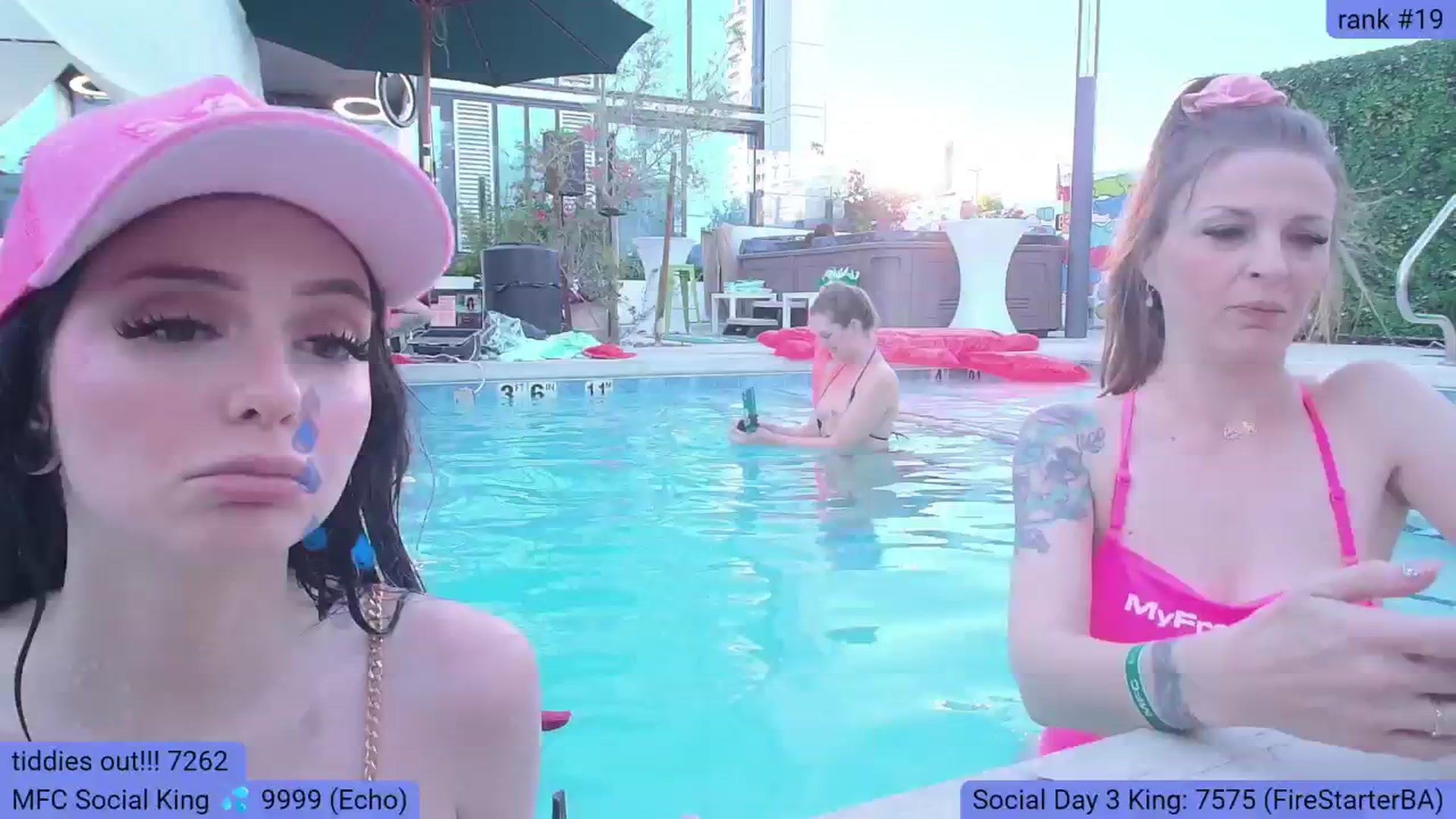 Gallery image thumbnail from BabeAriel's myfreecams stream on, 09/26/2024, 01:54 image 6 of 20
