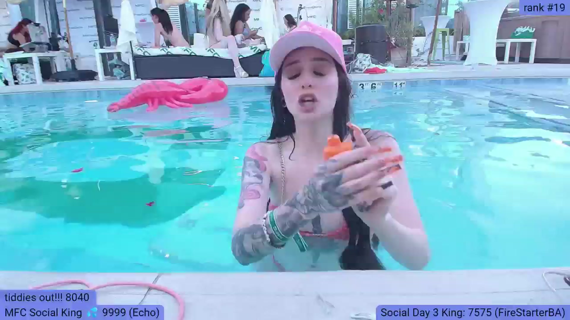Gallery image thumbnail from BabeAriel's myfreecams stream on, 09/26/2024, 01:54 image 3 of 20