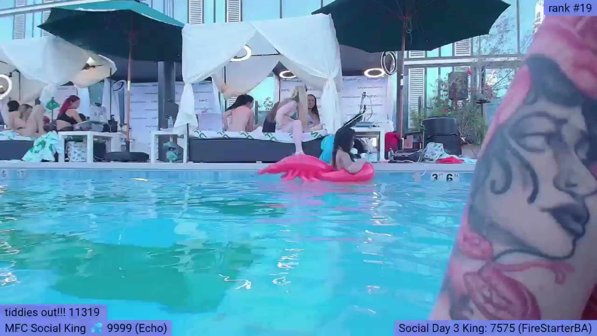 Gallery image thumbnail from BabeAriel's myfreecams stream on, 09/26/2024, 03:55 image 5 of 20