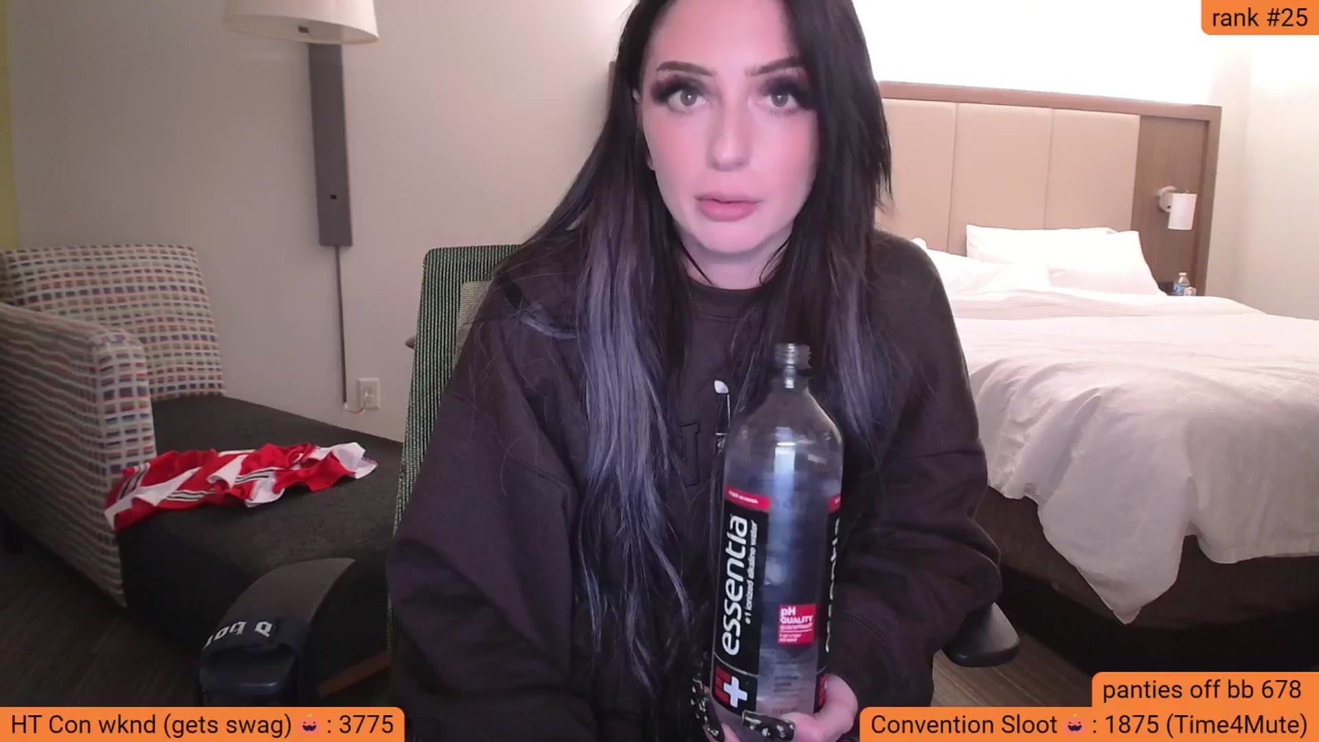 Gallery image thumbnail from BabeAriel's myfreecams stream on, 10/26/2024, 06:32 image 15 of 20