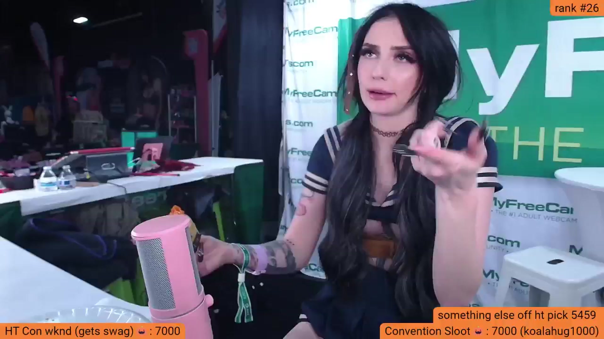Gallery image thumbnail from BabeAriel's myfreecams stream on, 10/27/2024, 02:01 image 12 of 20