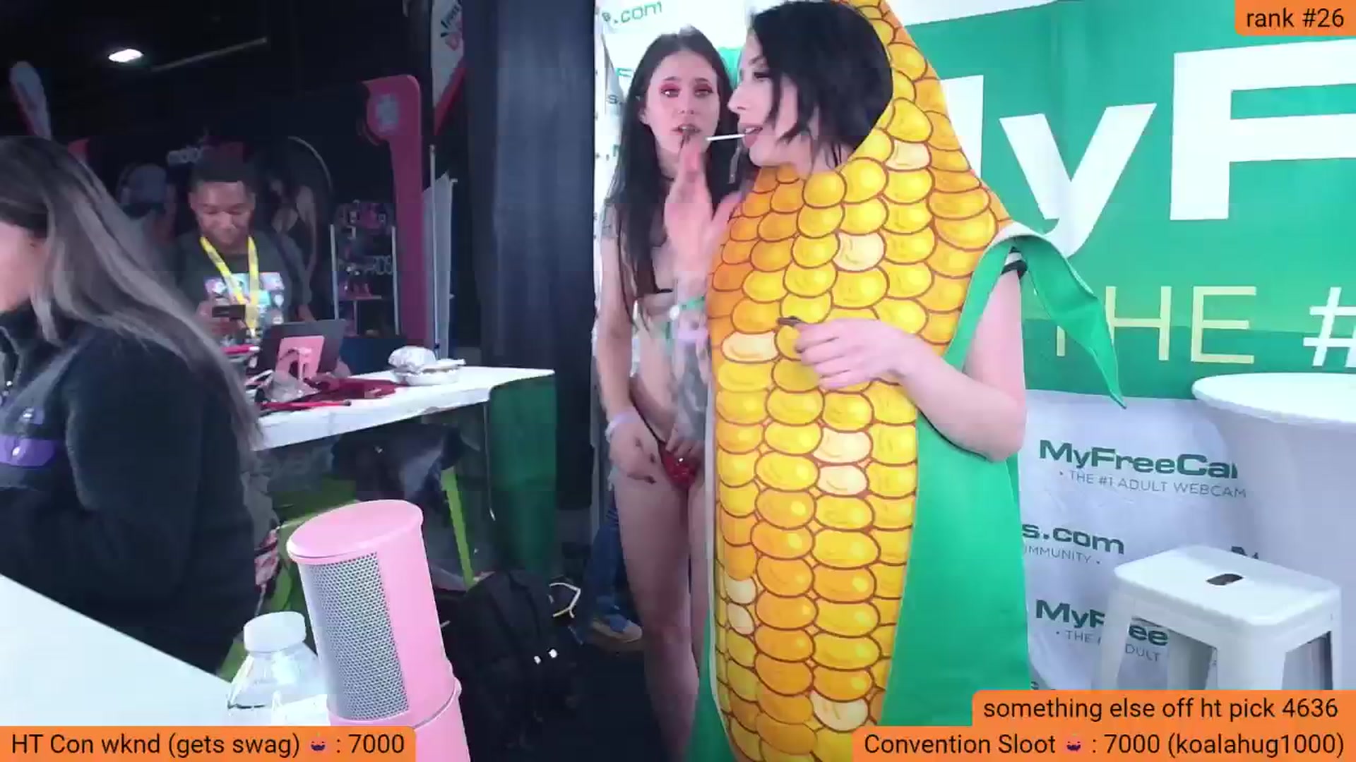 Gallery image thumbnail from BabeAriel's myfreecams stream on, 10/27/2024, 02:01 image 15 of 20