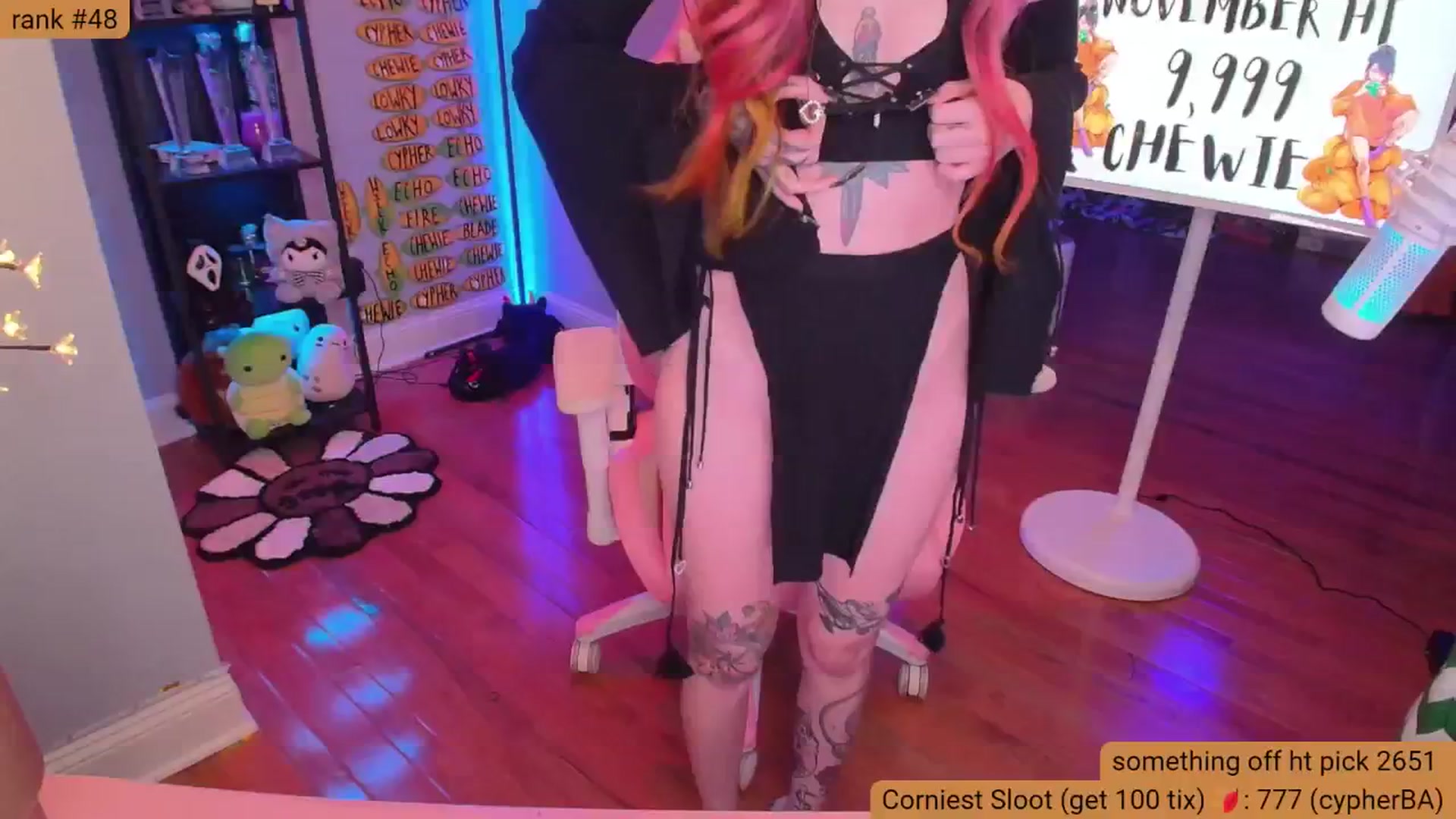 Gallery image thumbnail from BabeAriel's myfreecams stream on, 11/15/2024, 04:35 image 5 of 20