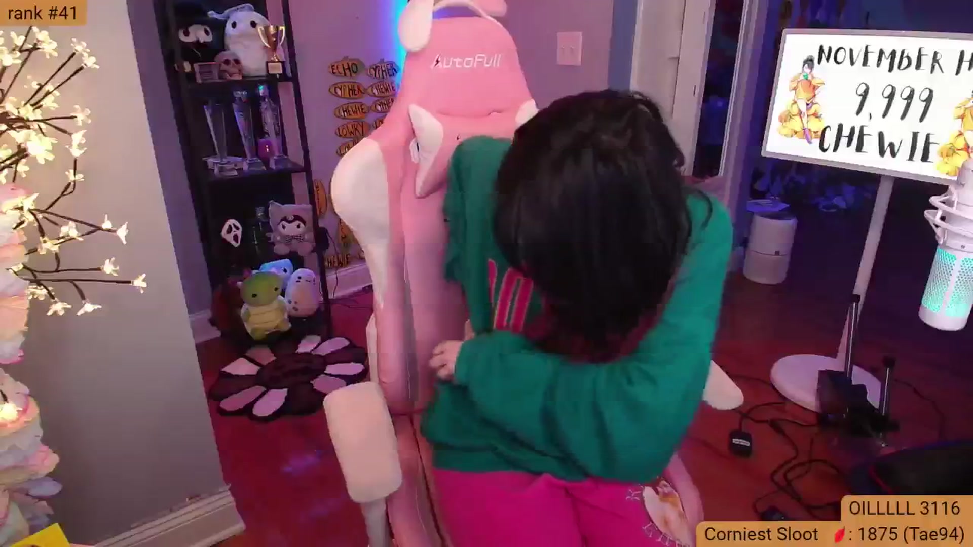 Gallery image thumbnail from BabeAriel's myfreecams stream on, 11/17/2024, 04:17 image 14 of 20