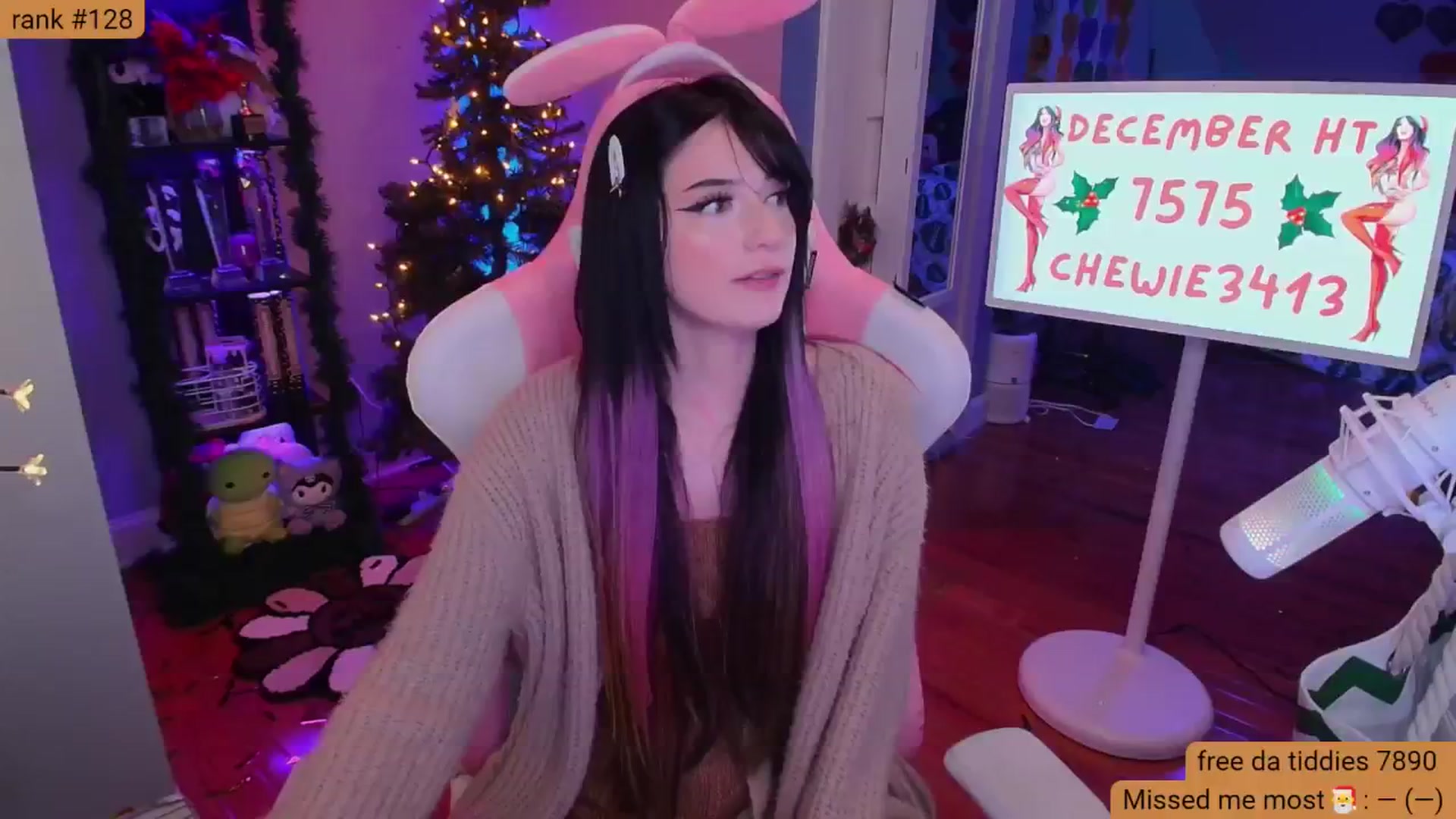 Gallery image thumbnail from BabeAriel's myfreecams stream on, 12/07/2024, 04:25 image 1 of 20