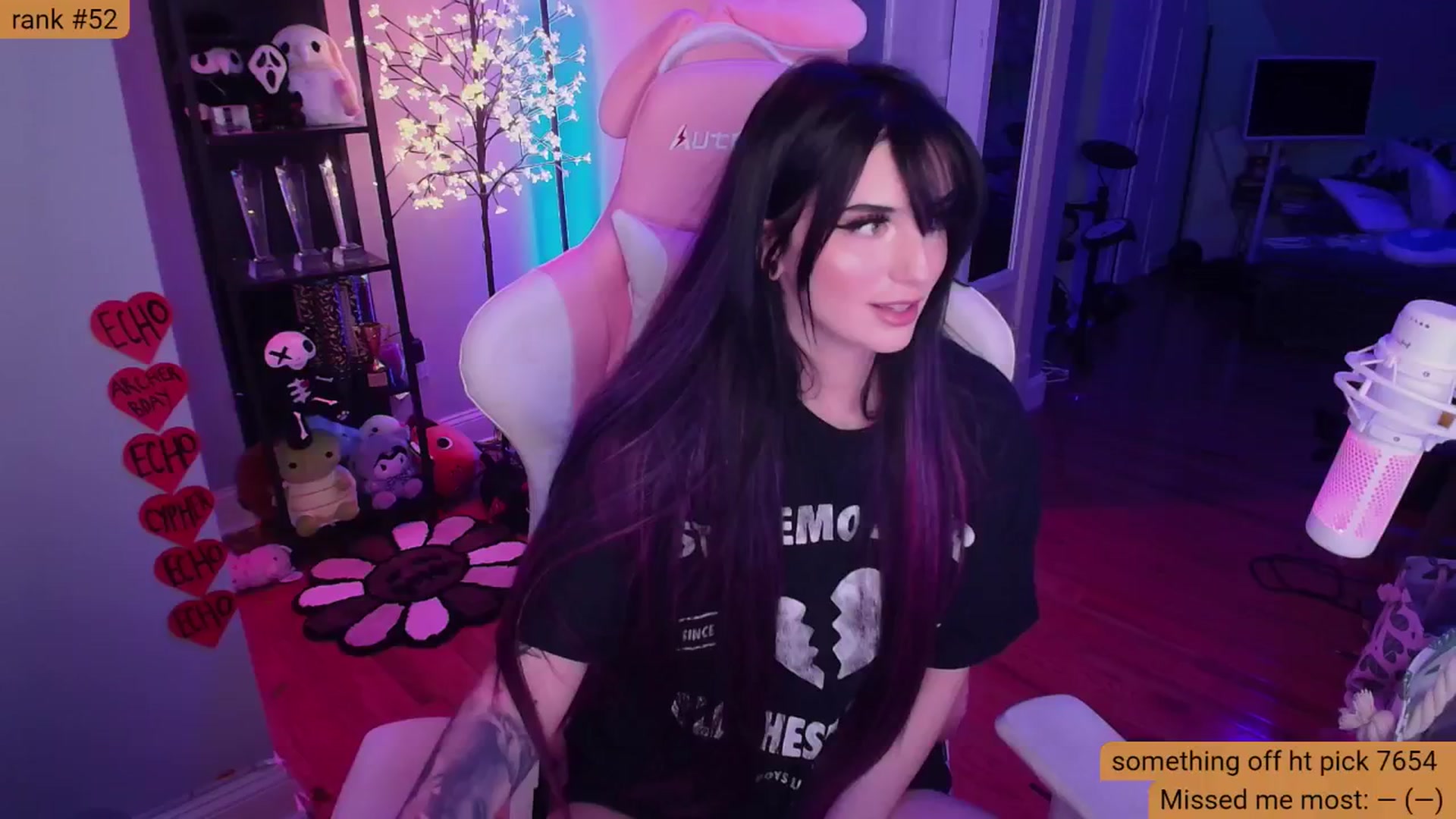 Gallery image thumbnail from BabeAriel's myfreecams stream on, 01/16/2025, 03:09 image 1 of 20