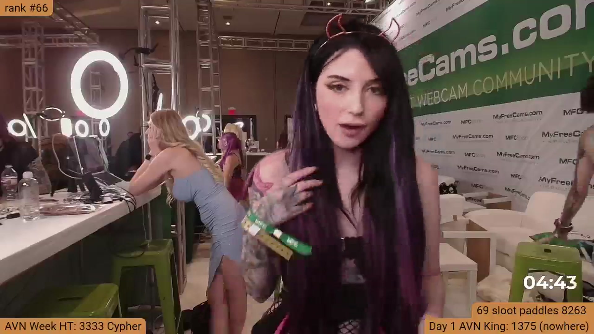 Gallery image thumbnail from BabeAriel's myfreecams stream on, 01/23/2025, 03:46 image 16 of 20