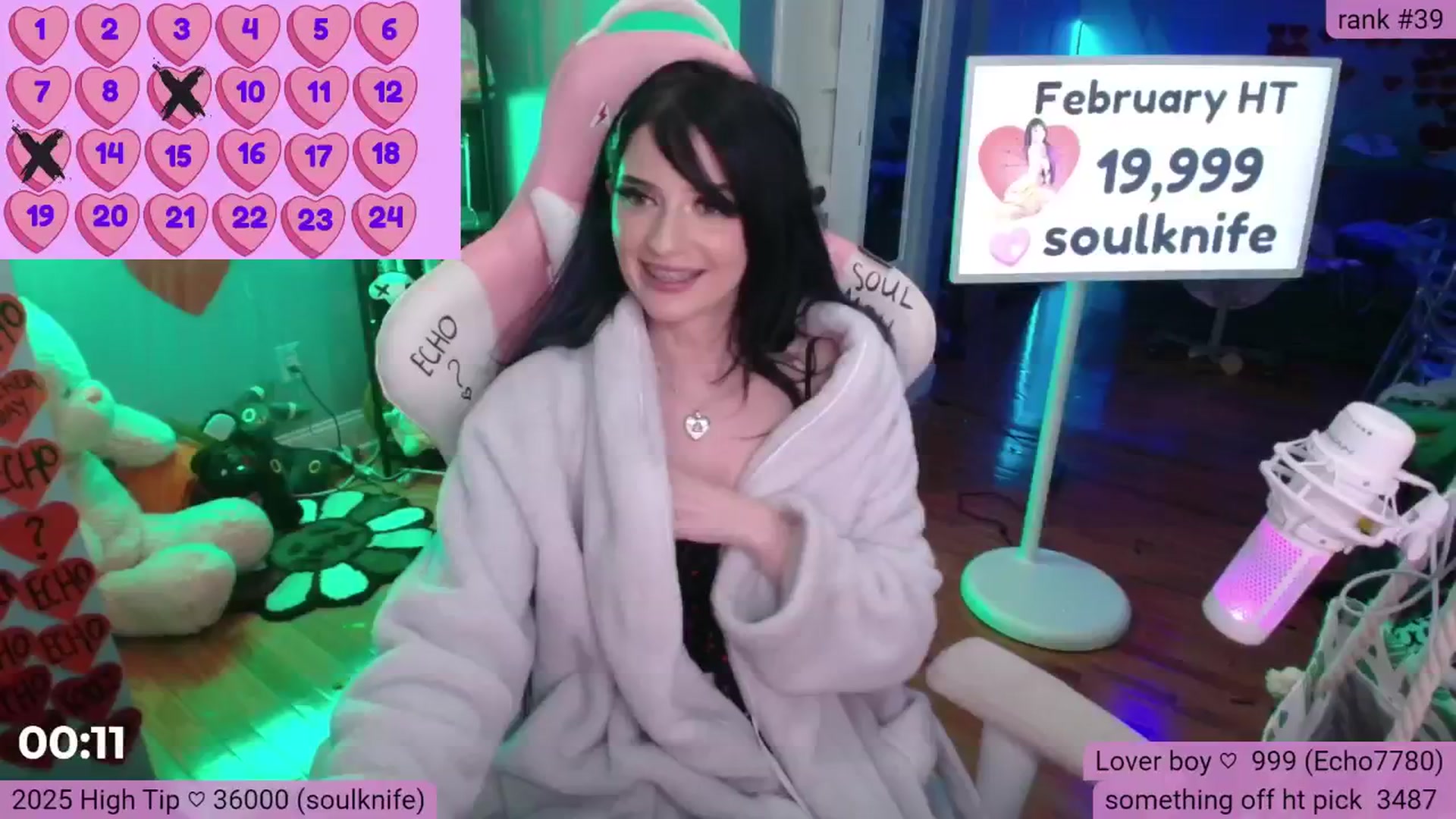 Gallery image thumbnail from BabeAriel's myfreecams stream on, 02/14/2025, 22:27 image 14 of 20